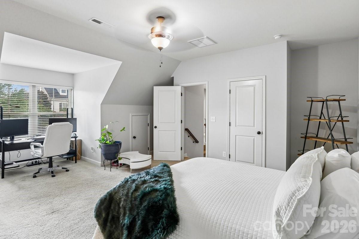 3125 Kennys Street — Pineville