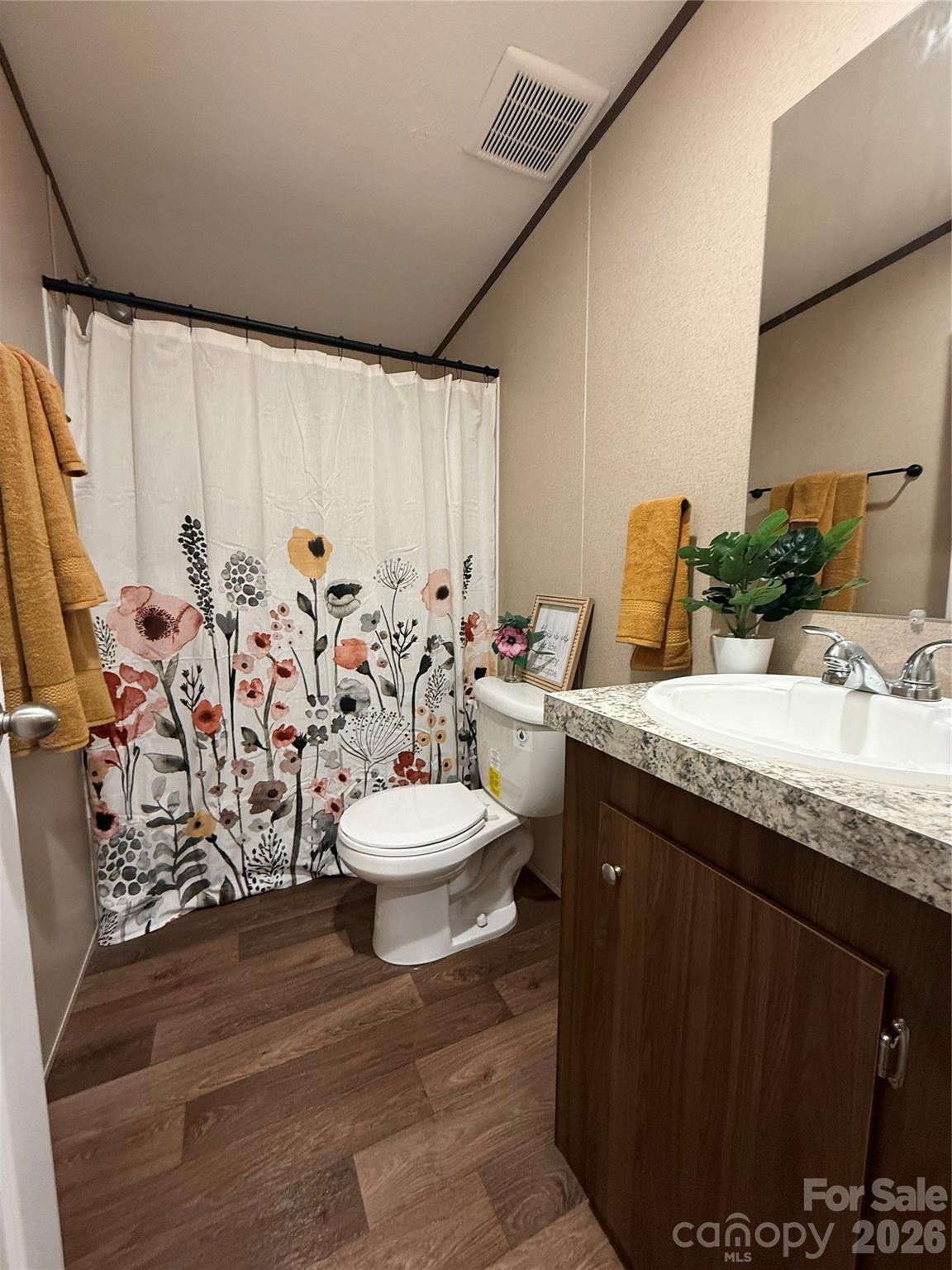3150 Mariposa Lane — Morganton