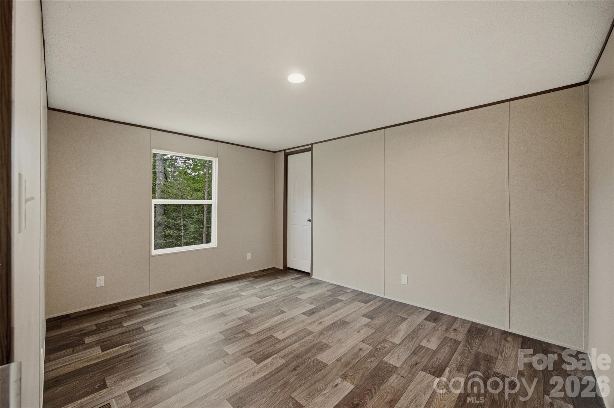 3150 Mariposa Lane — Morganton