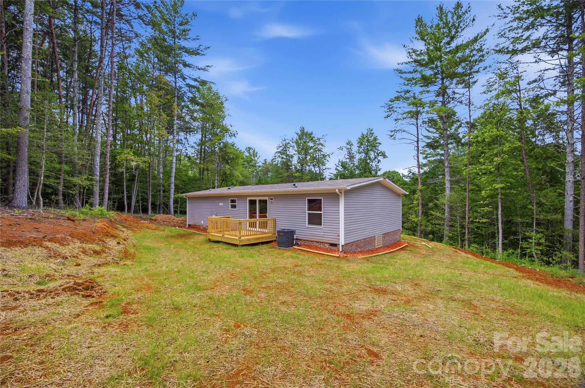 3150 Mariposa Lane — Morganton