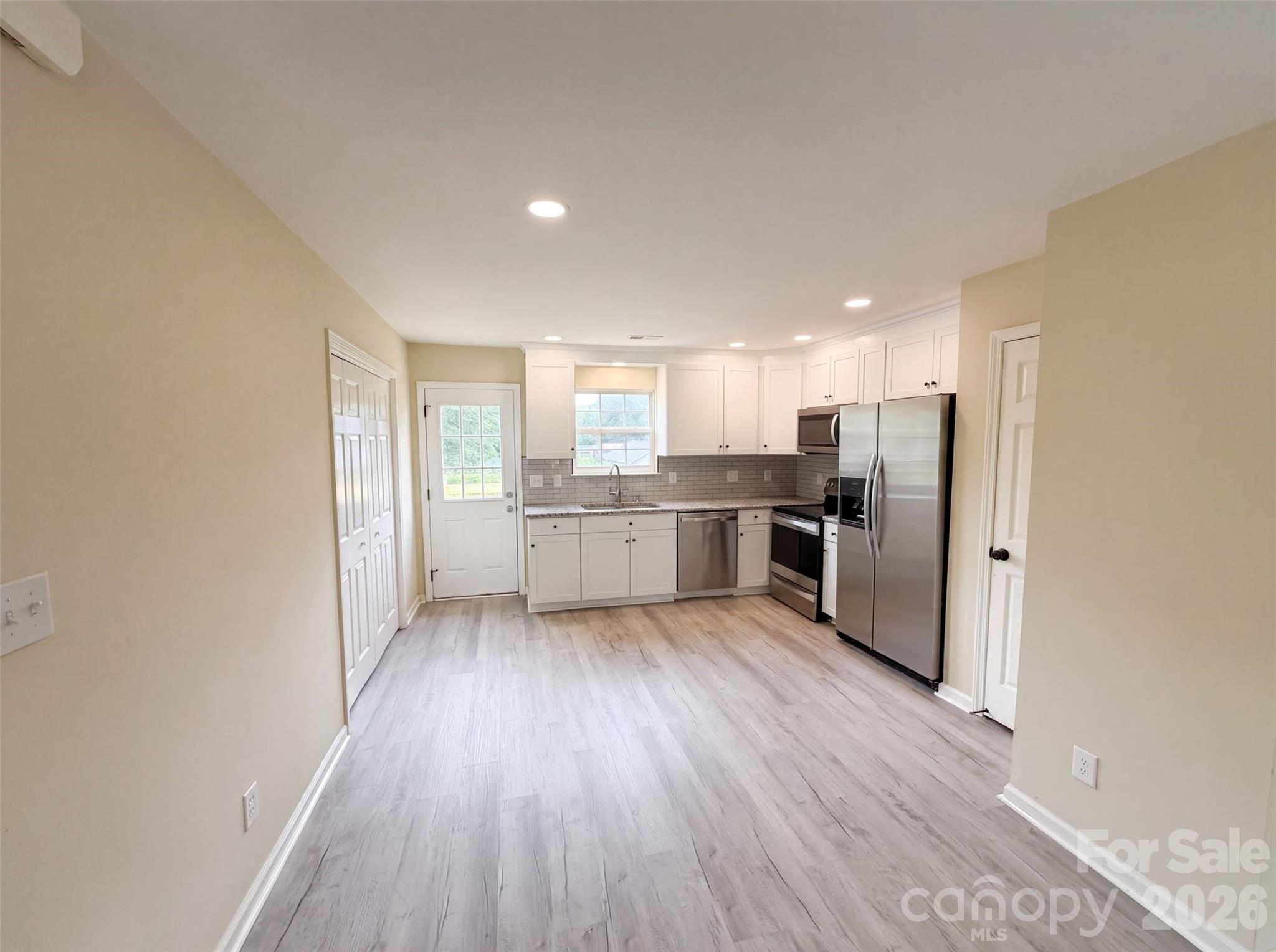 605 W Highway 161 Highway — Bessemer City