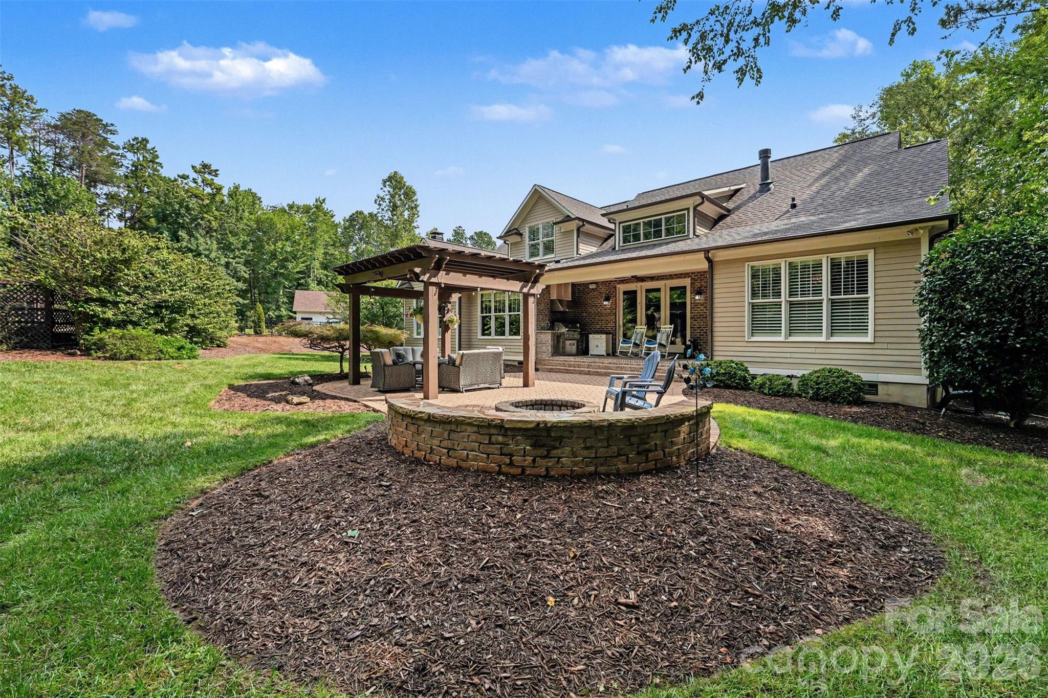 120 Silver Lake Trail — Mooresville