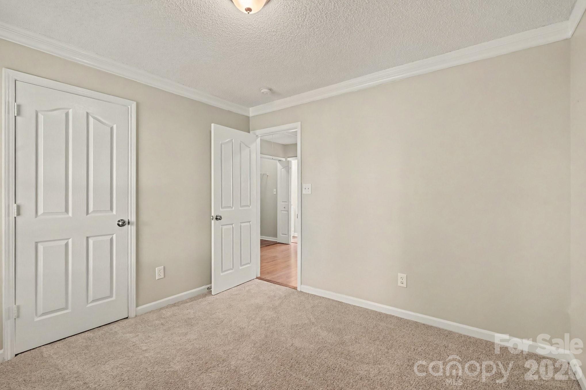 9819 Veronica Drive — Charlotte