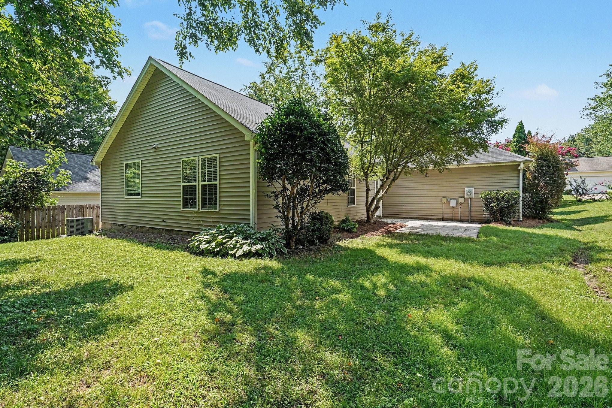 9819 Veronica Drive — Charlotte