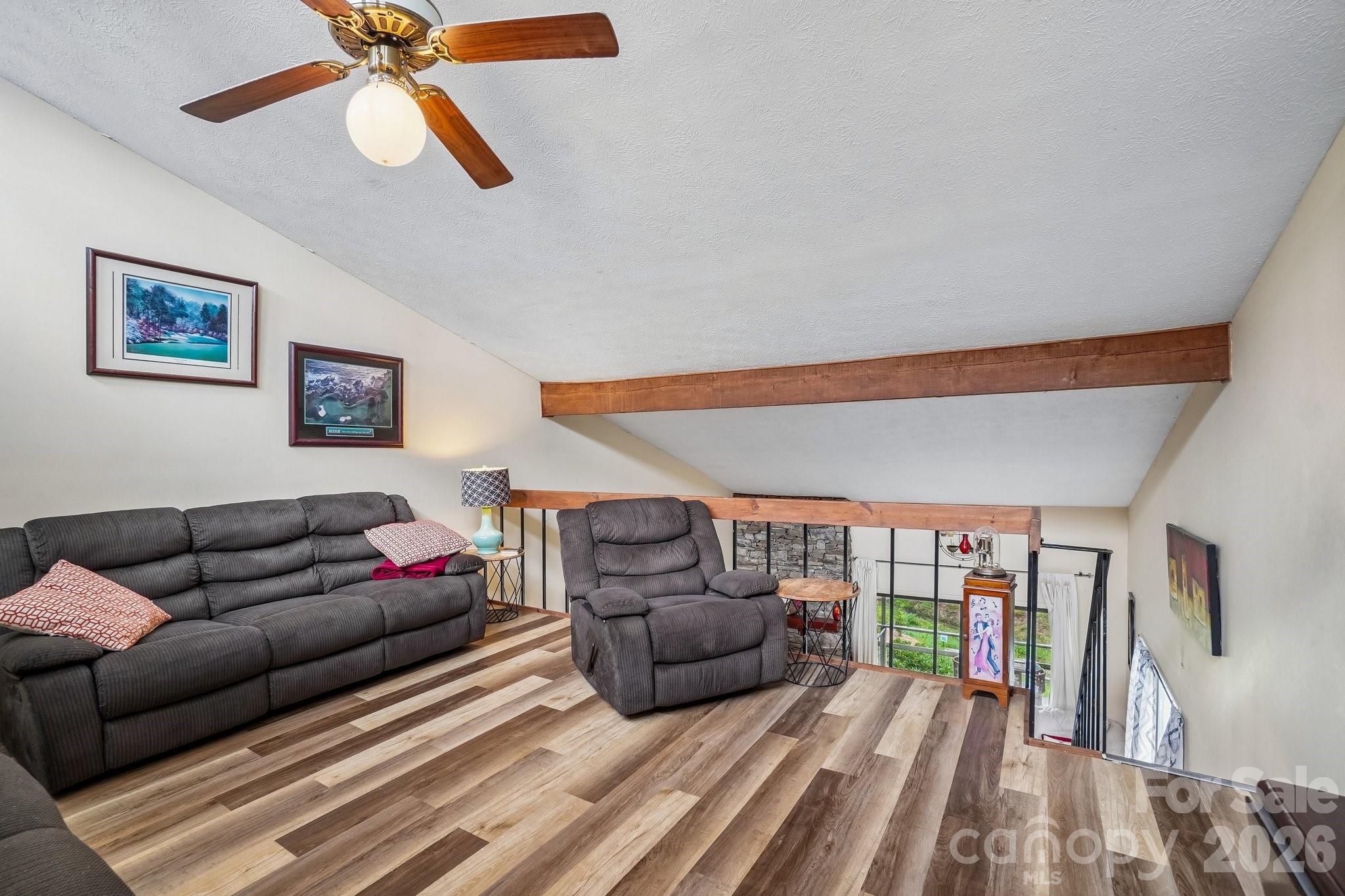 210 Juniper Lane — Hendersonville