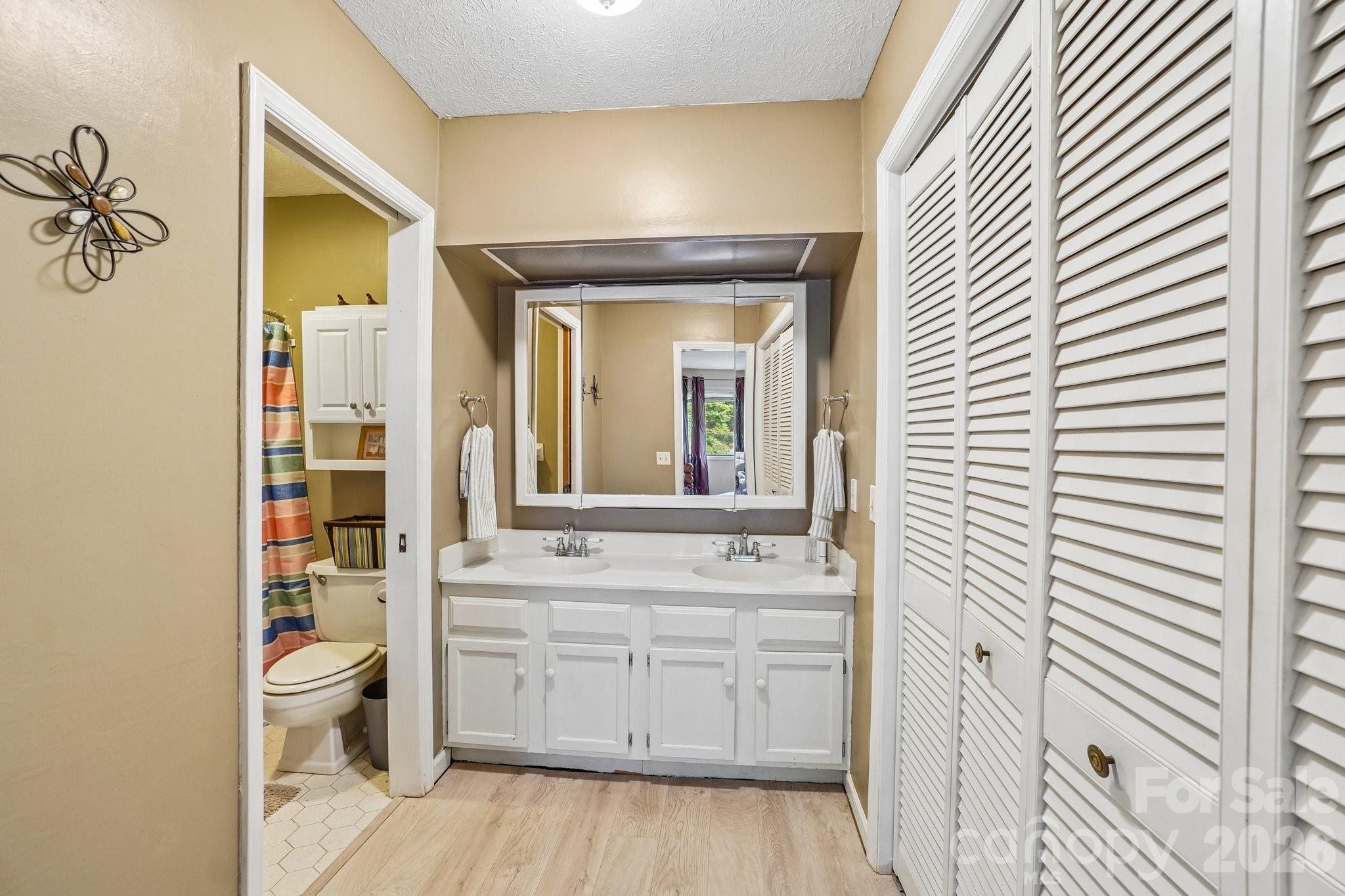 210 Juniper Lane — Hendersonville