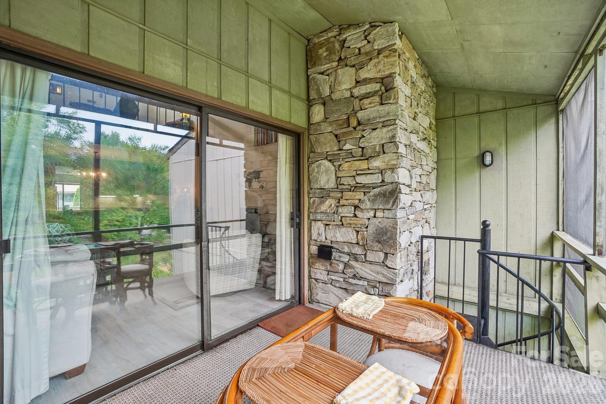210 Juniper Lane — Hendersonville