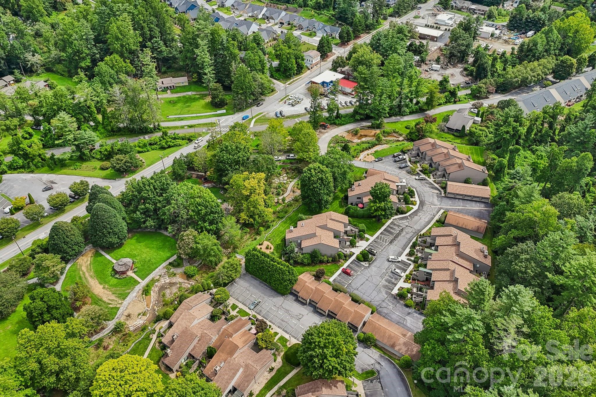 210 Juniper Lane — Hendersonville