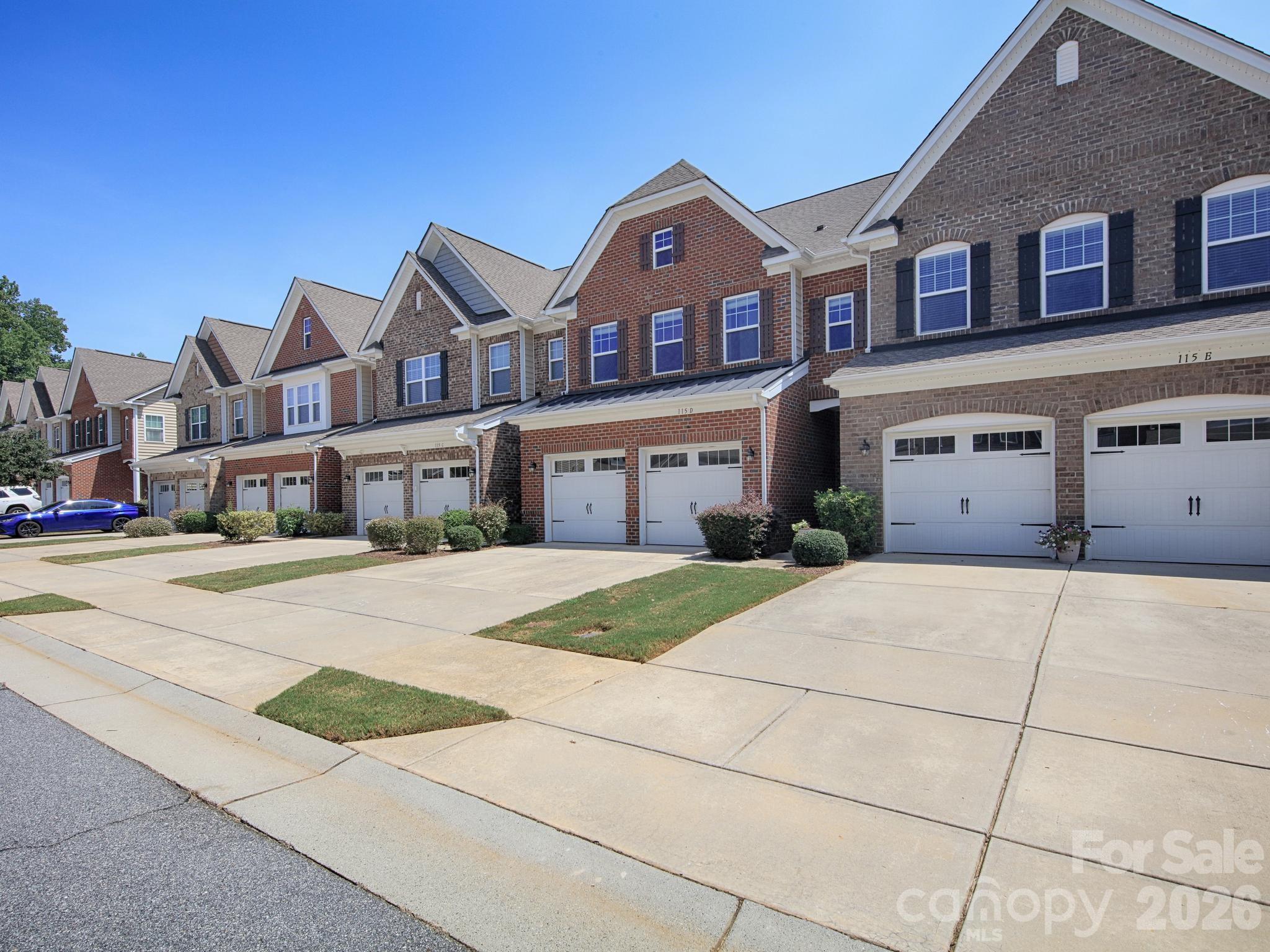 115 Dellbrook Street #D — Mooresville