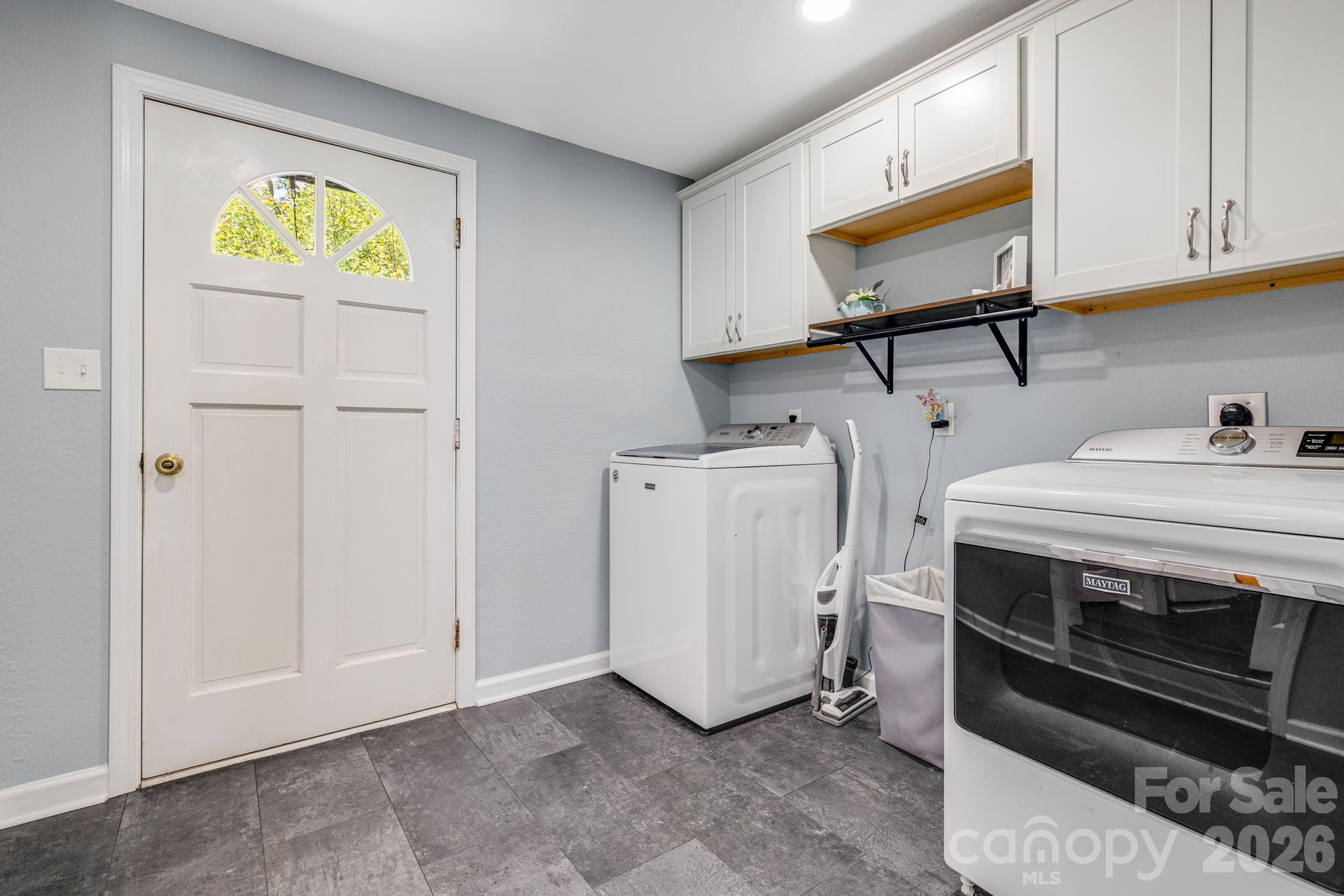 303 Hunter Street — Burnsville