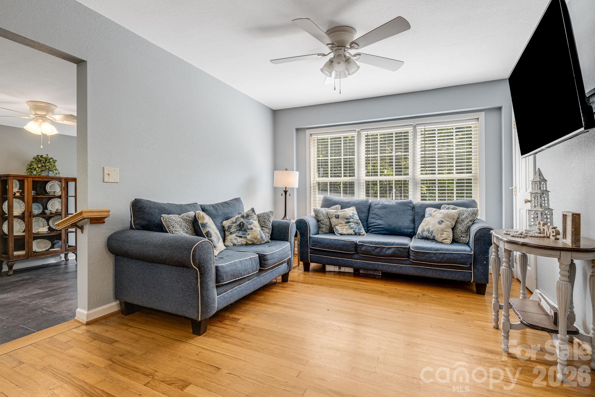303 Hunter Street — Burnsville