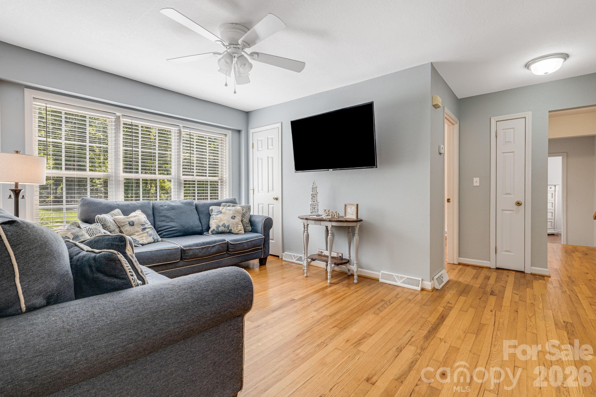 303 Hunter Street — Burnsville