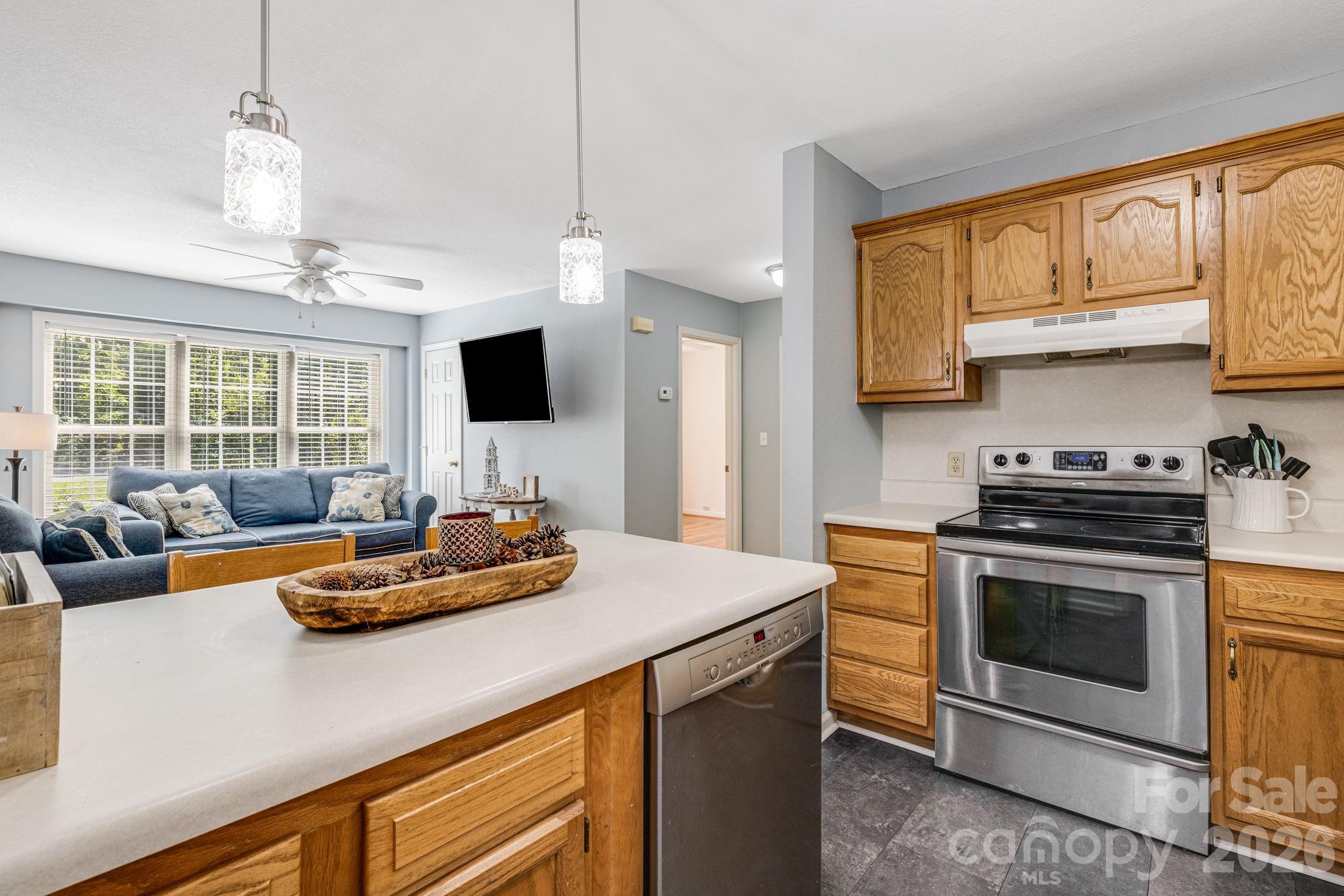 303 Hunter Street — Burnsville