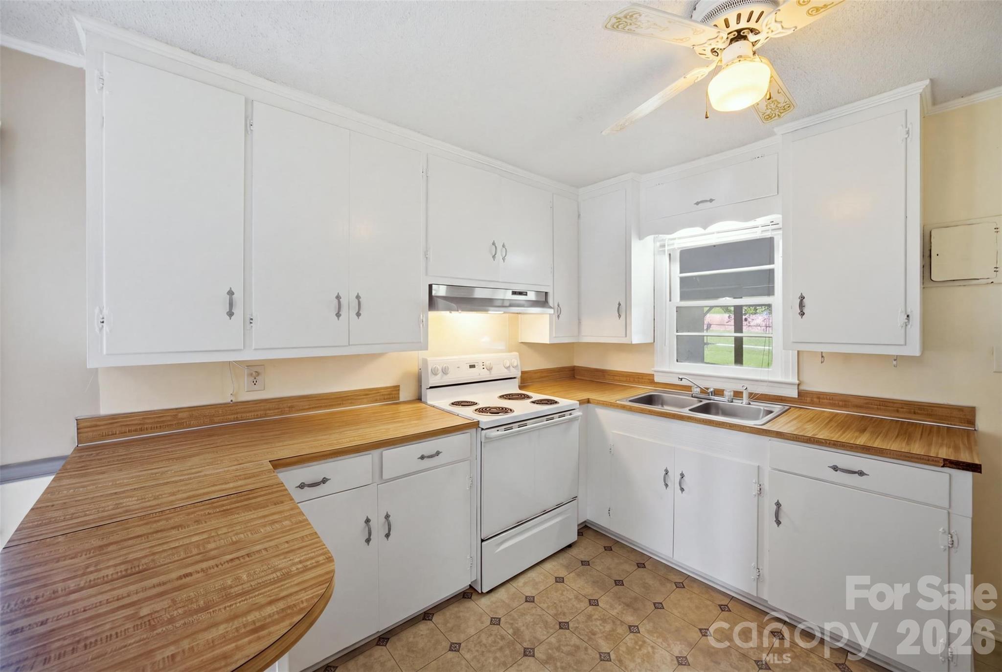 615 Westway Drive — Gastonia