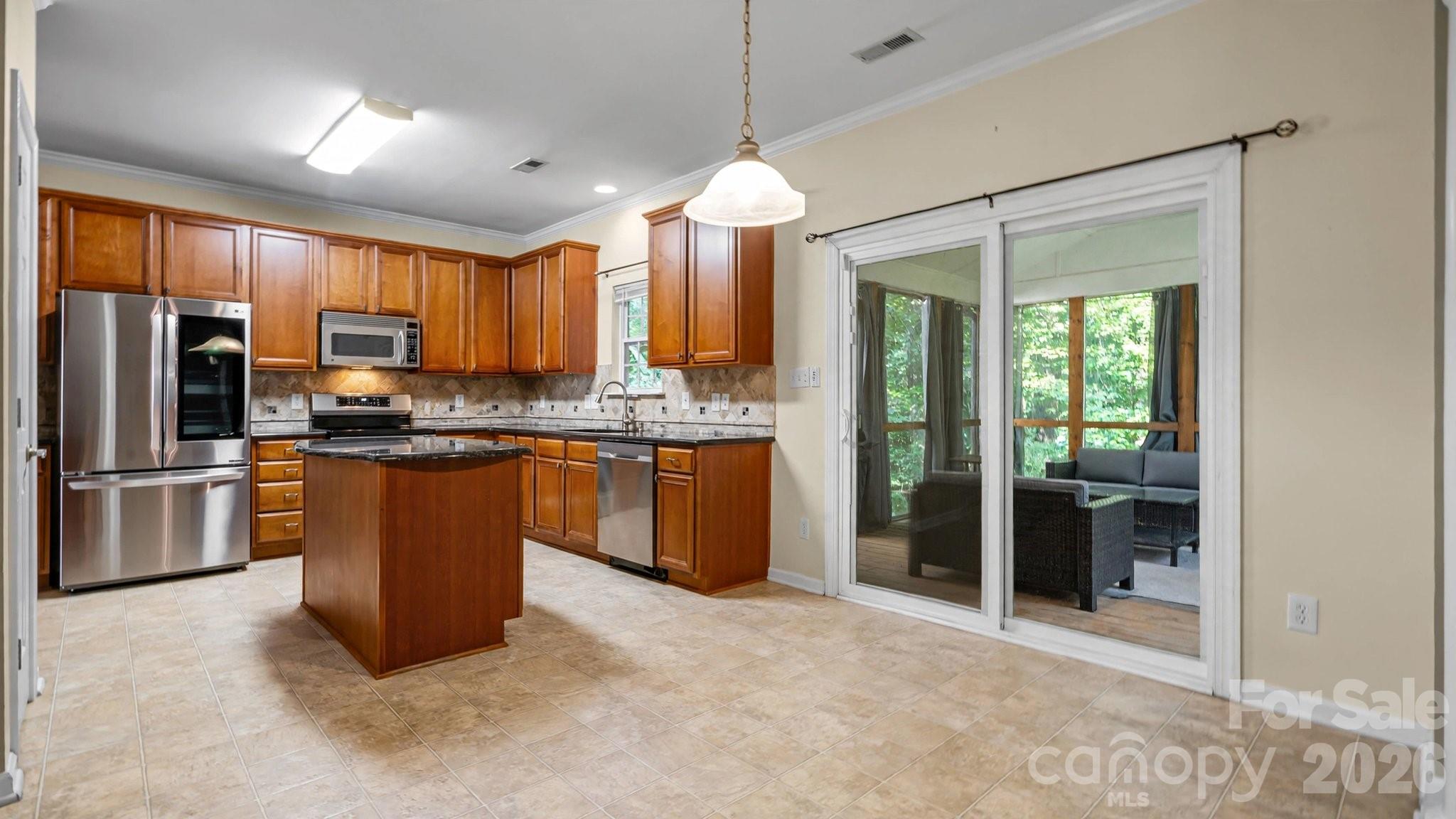 2429 Oakdale Creek Lane — Charlotte