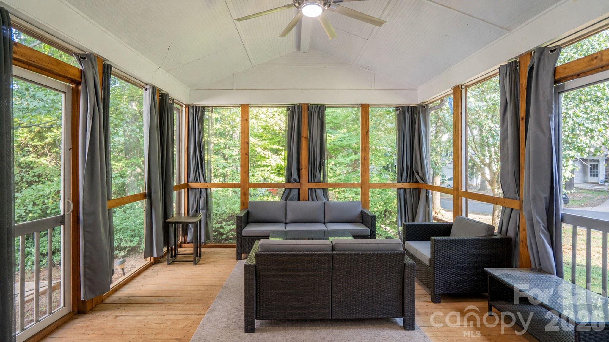 2429 Oakdale Creek Lane — Charlotte
