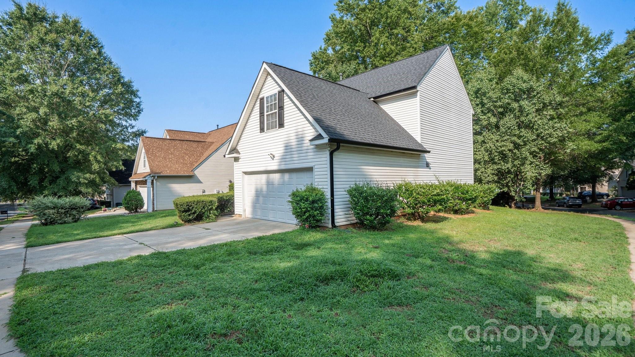 2429 Oakdale Creek Lane — Charlotte