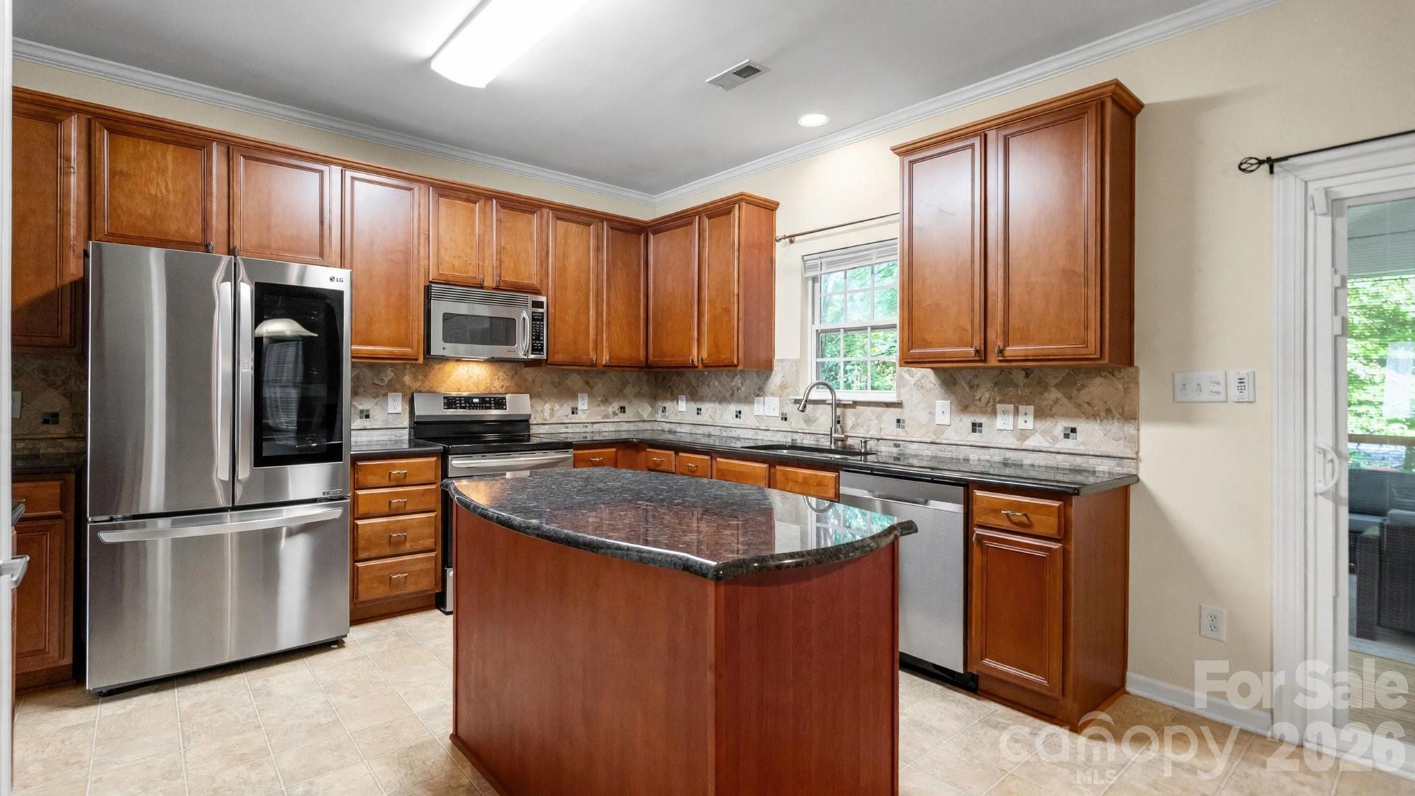 2429 Oakdale Creek Lane — Charlotte