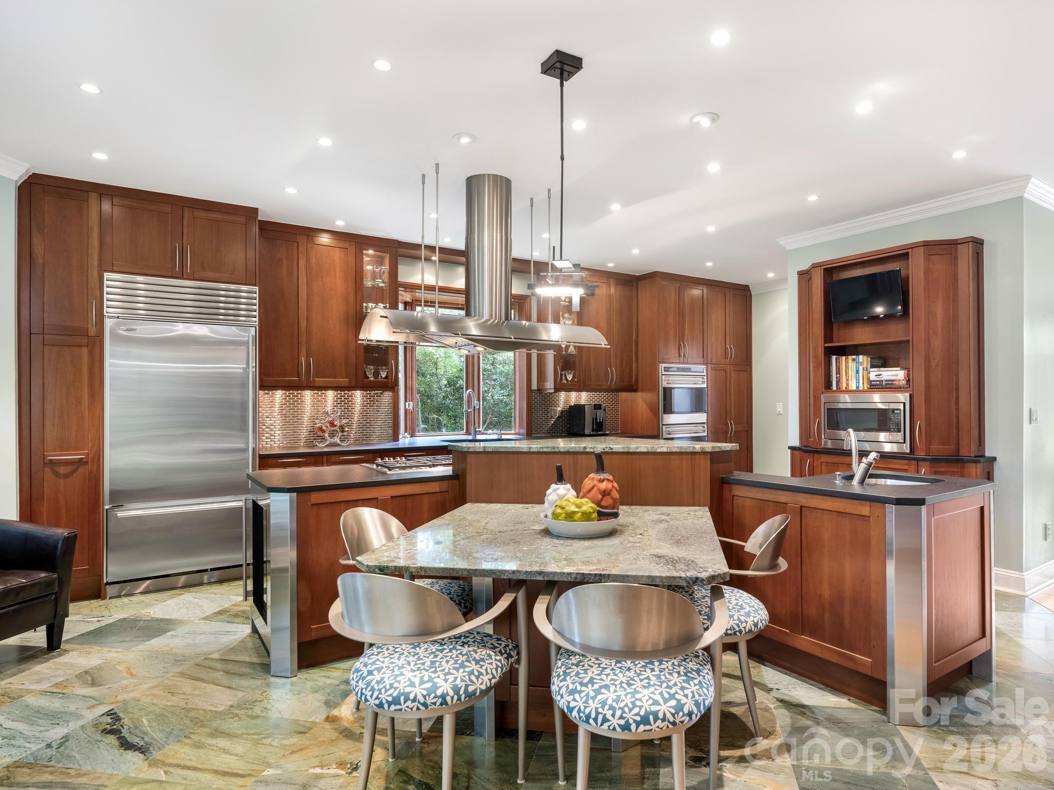 5402 Flowering Dogwood Lane — Charlotte
