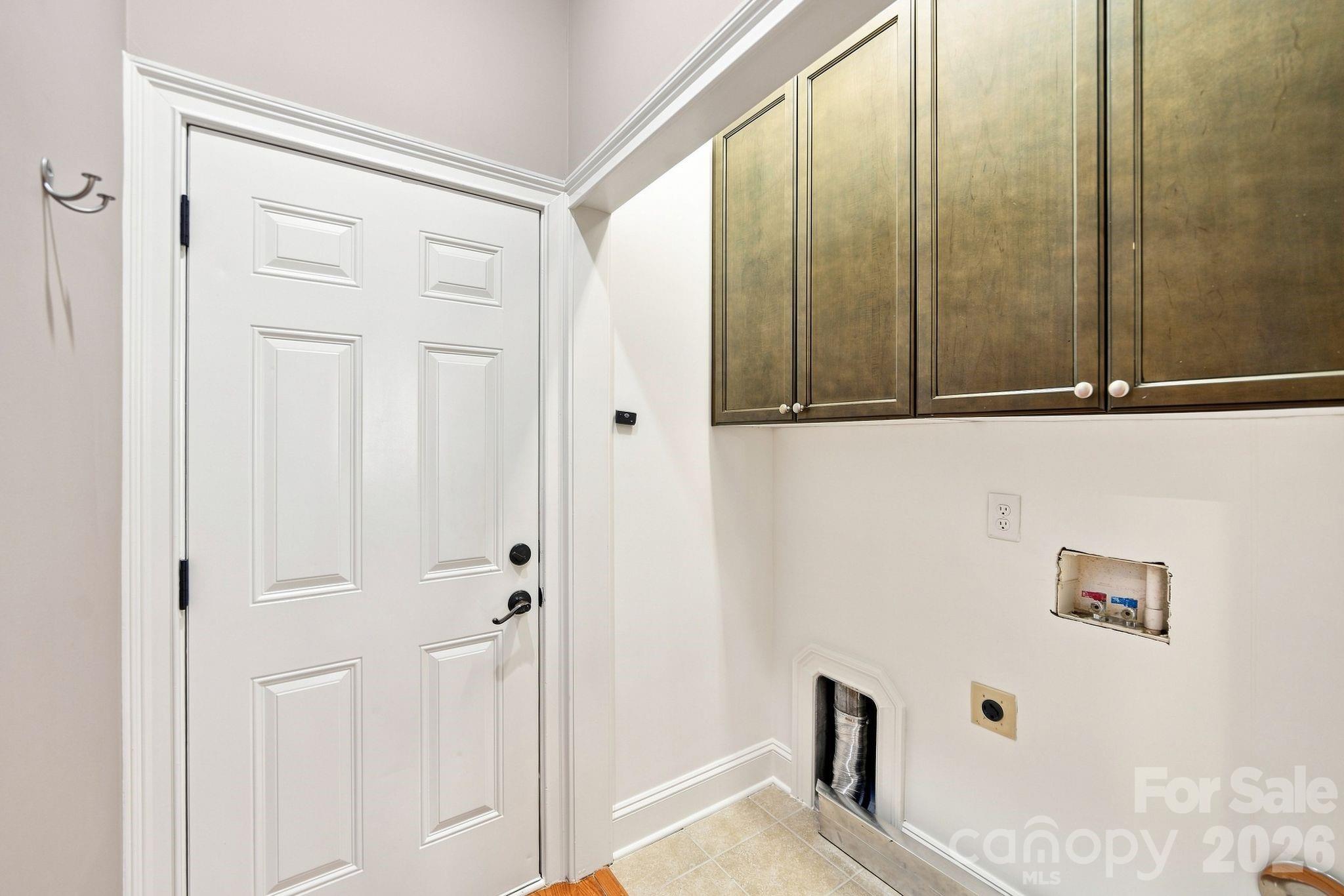 8813 Provence Village Lane — Charlotte
