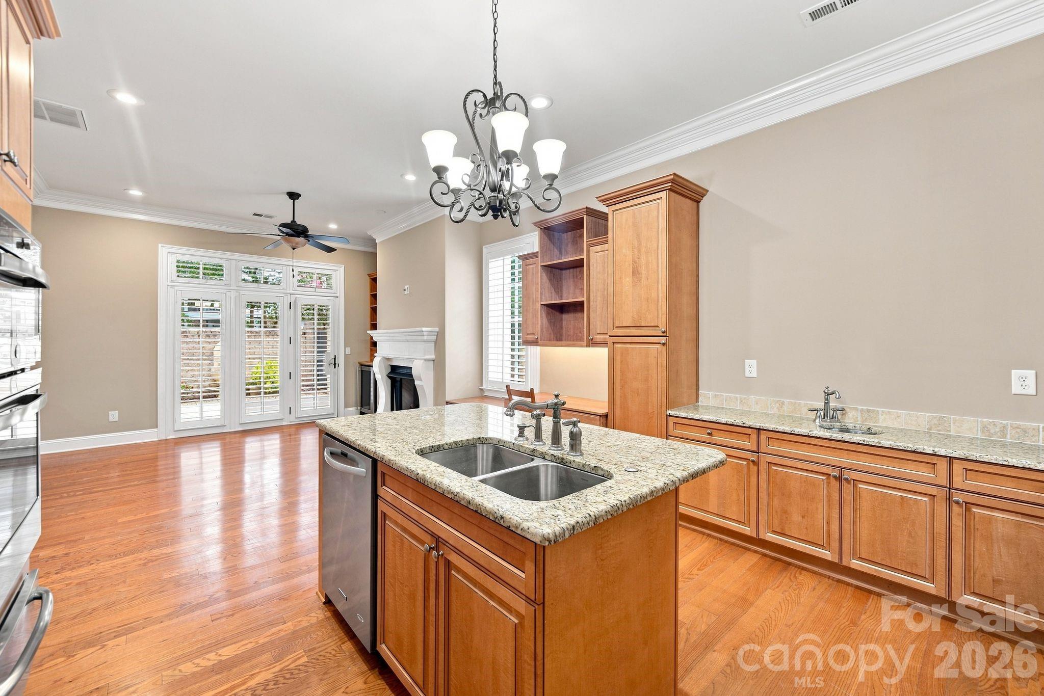 8813 Provence Village Lane — Charlotte