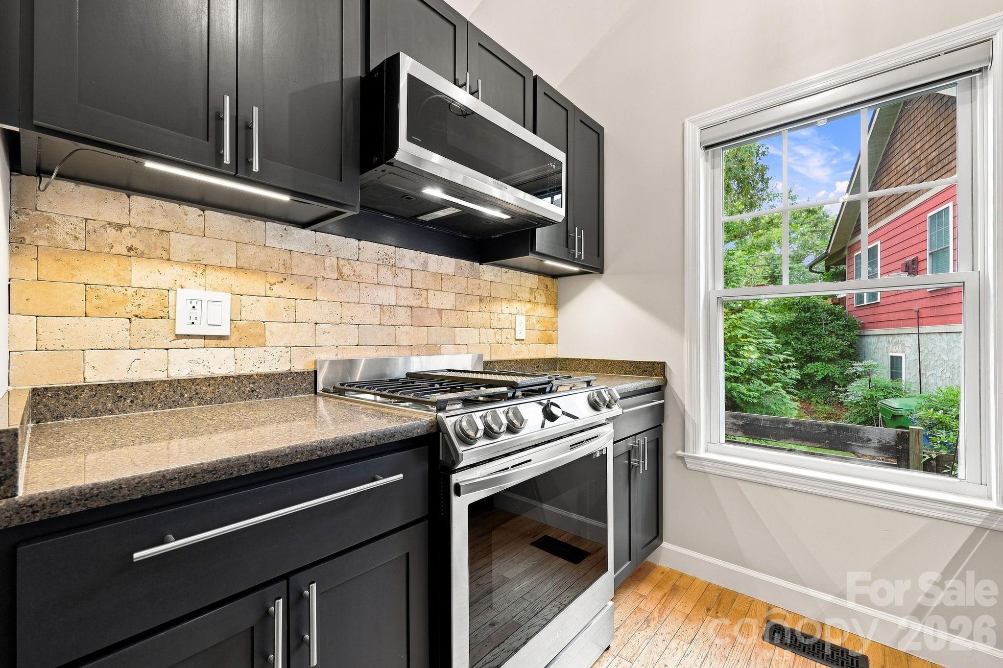 146 Courtland Avenue — Asheville