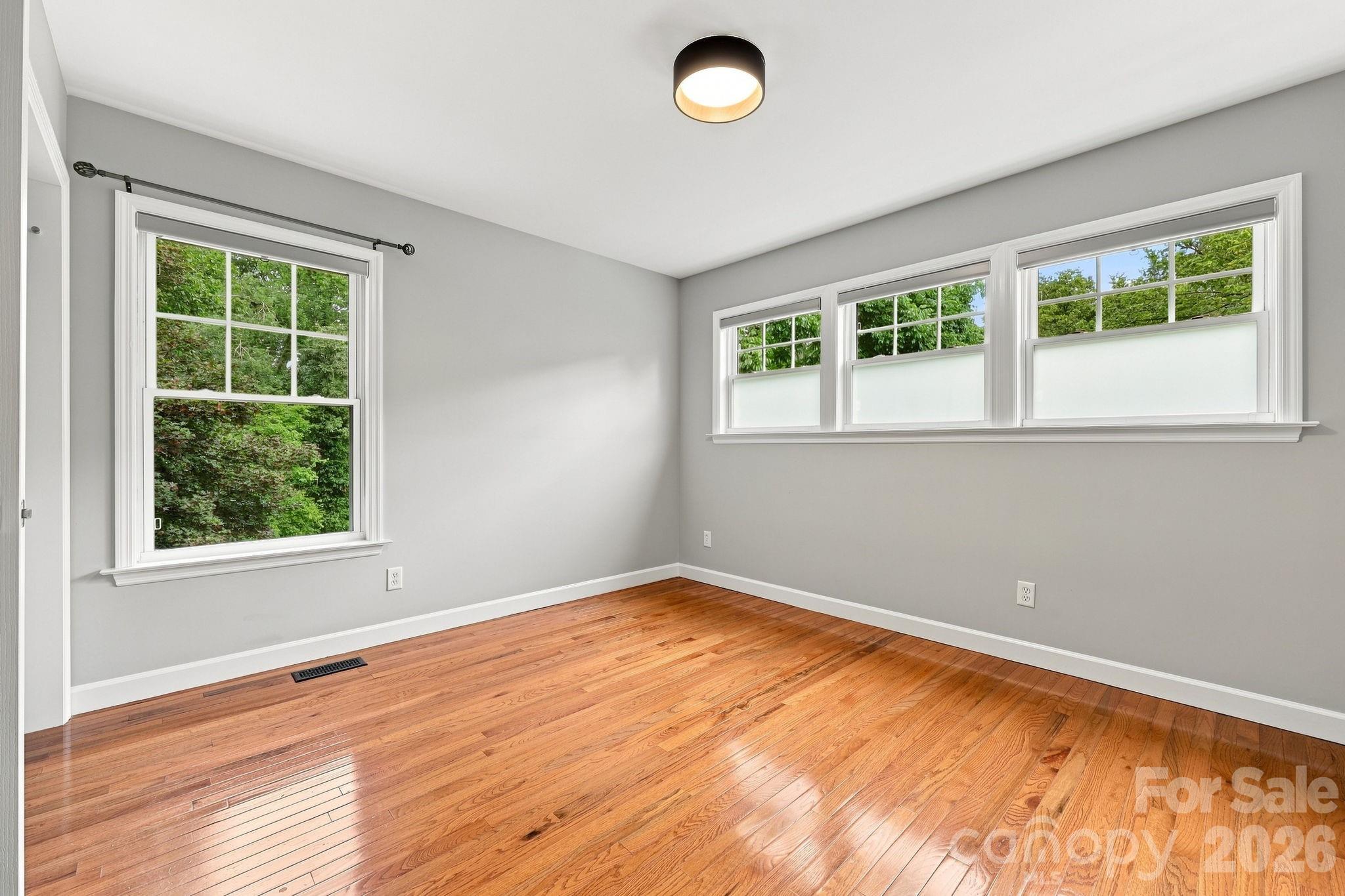 146 Courtland Avenue — Asheville