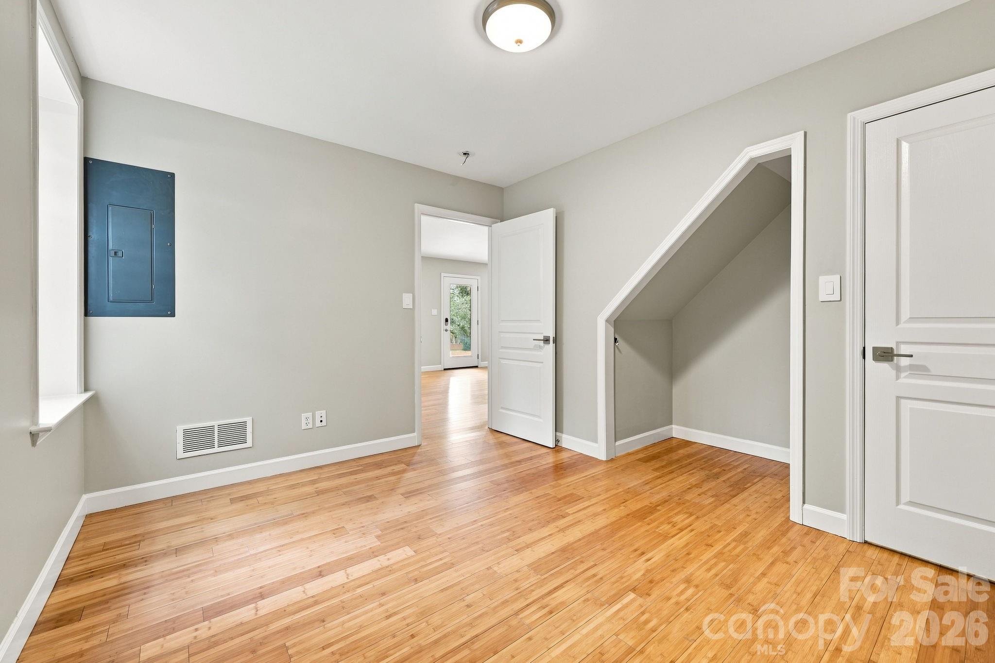 146 Courtland Avenue — Asheville