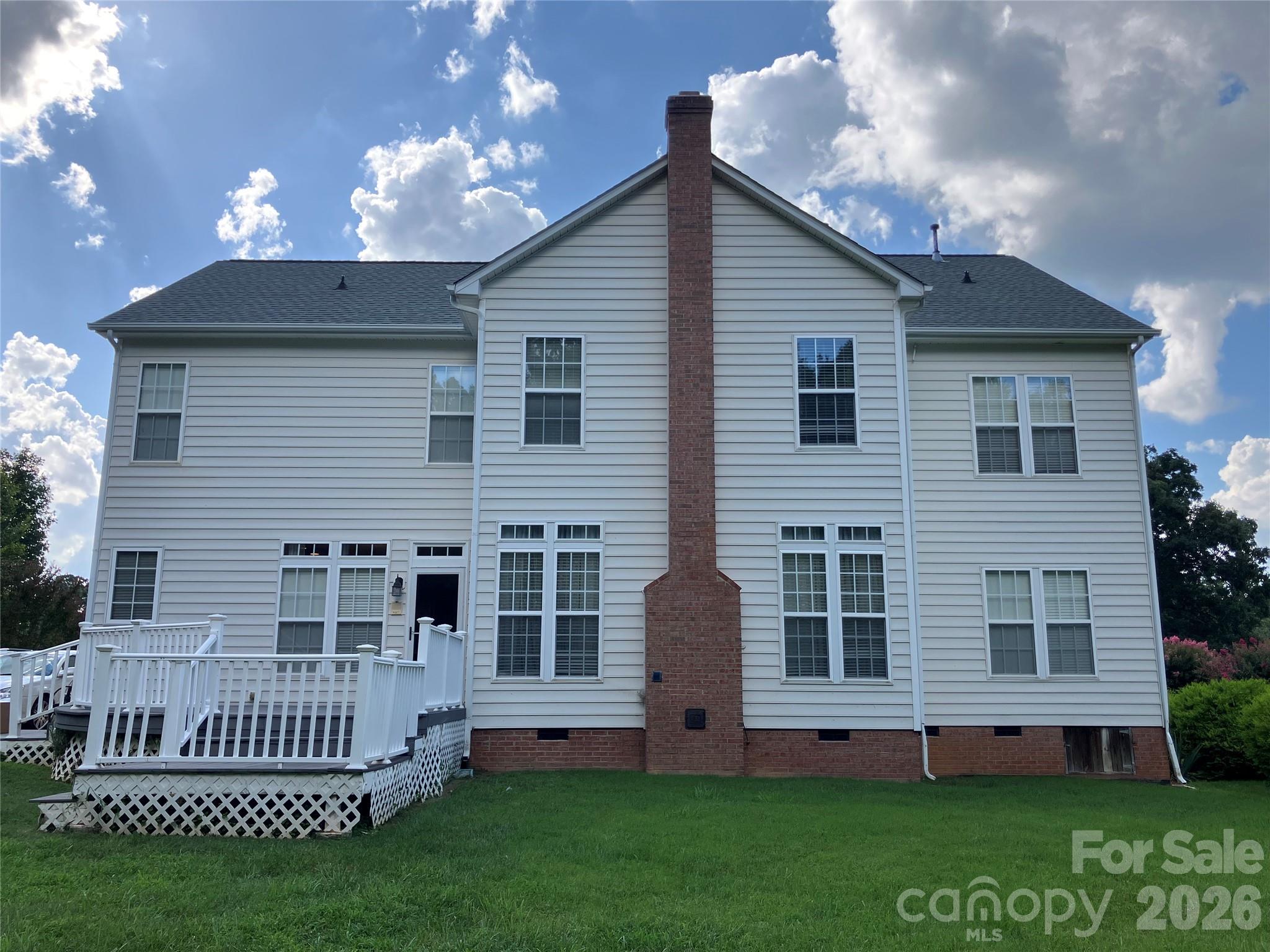 2120 Heath Lake Drive — Charlotte