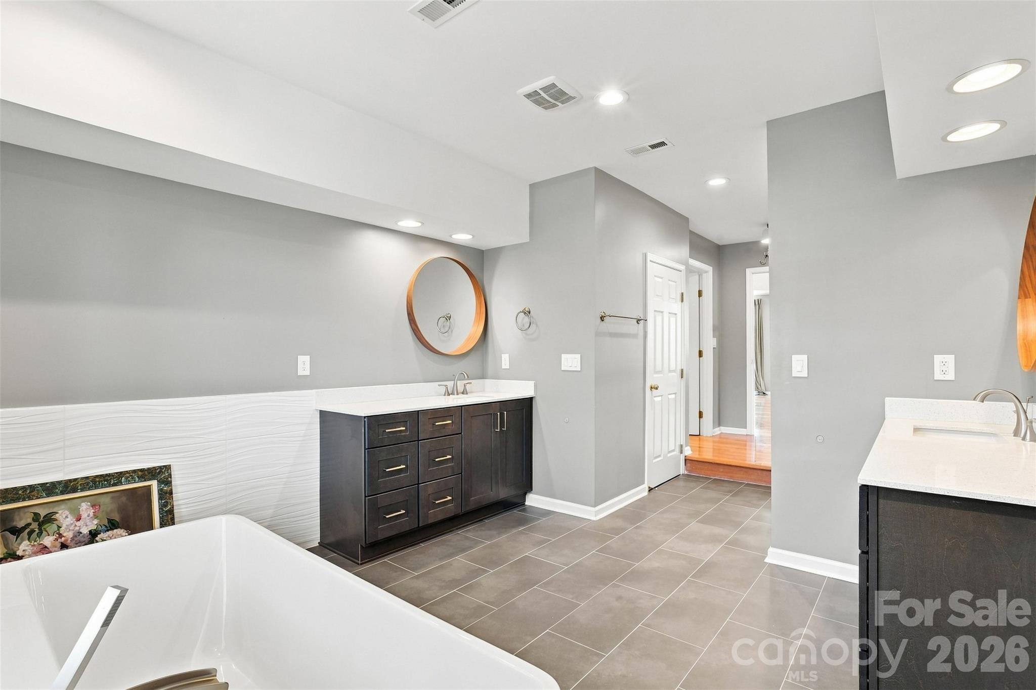 2120 Heath Lake Drive — Charlotte