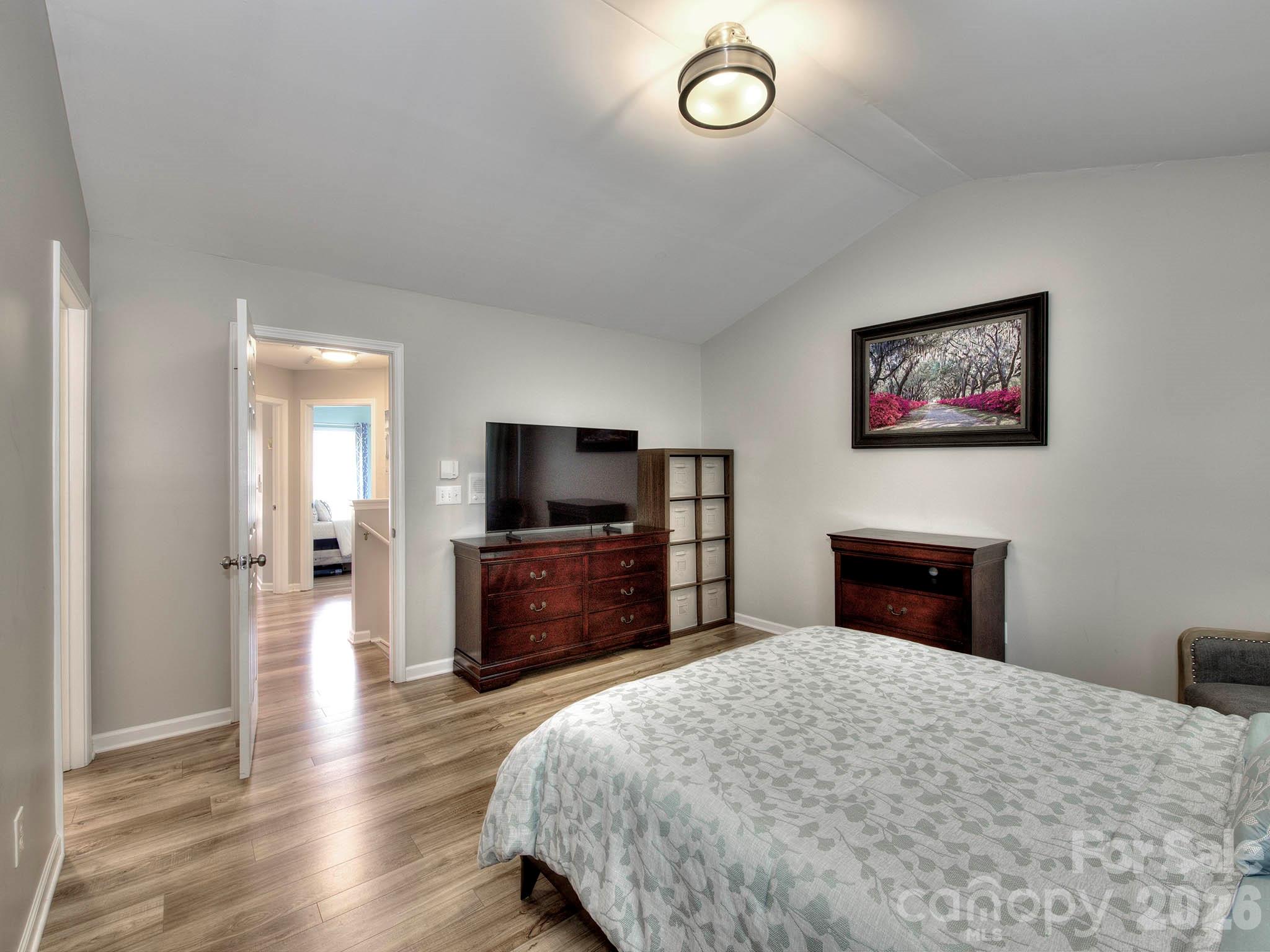 2963 Little Stream Court — Matthews
