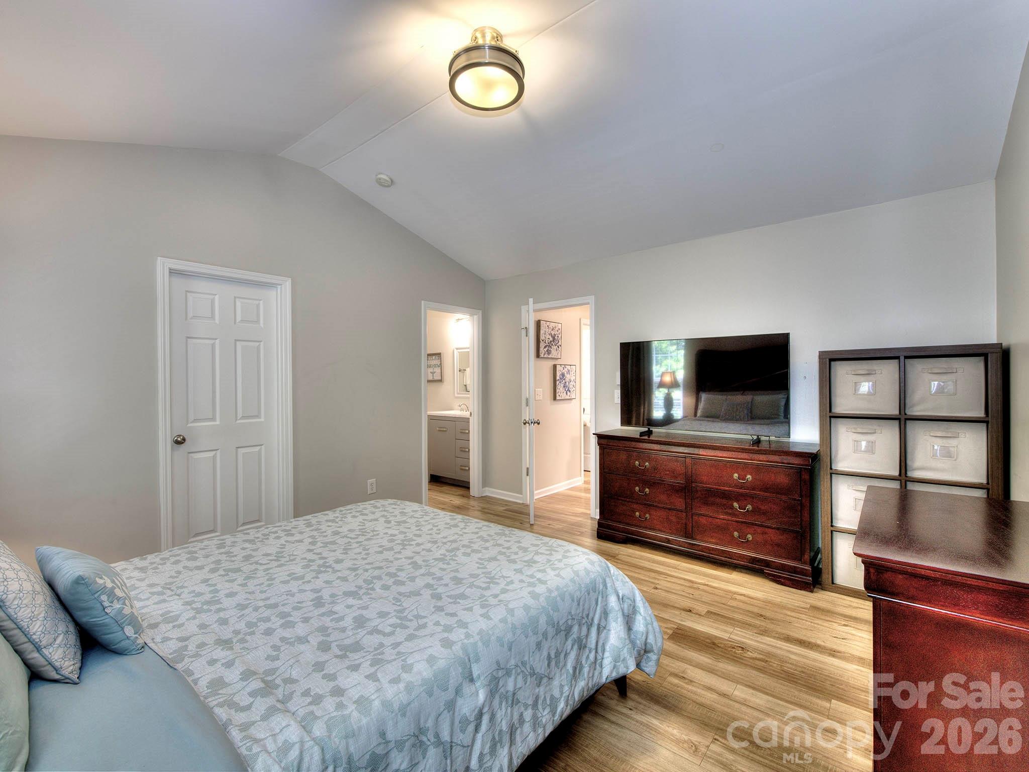 2963 Little Stream Court — Matthews