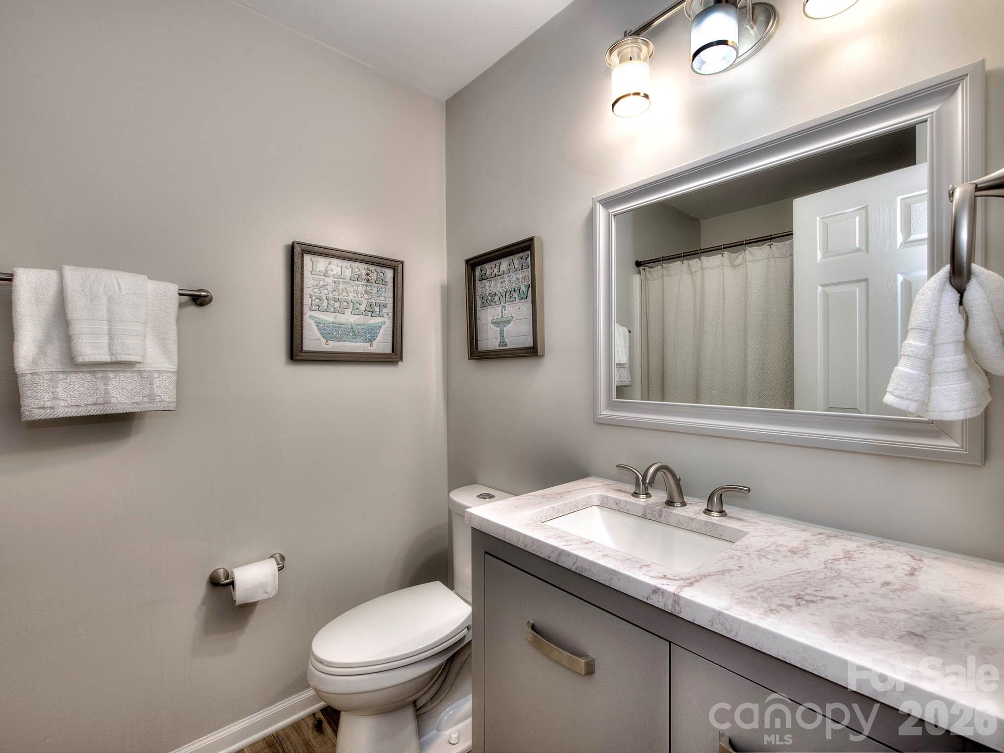 2963 Little Stream Court — Matthews