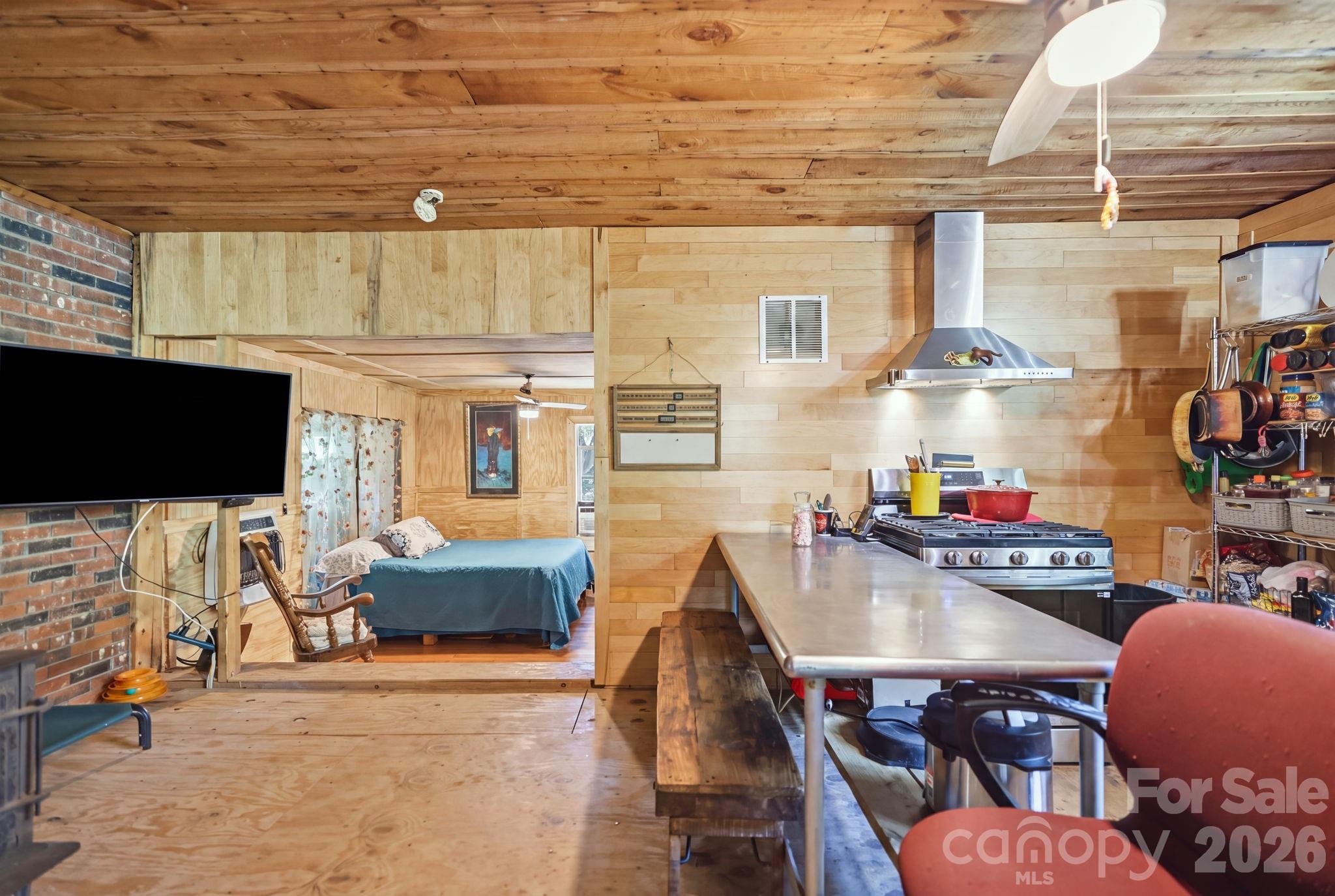 464 Mason Road — Ellenboro