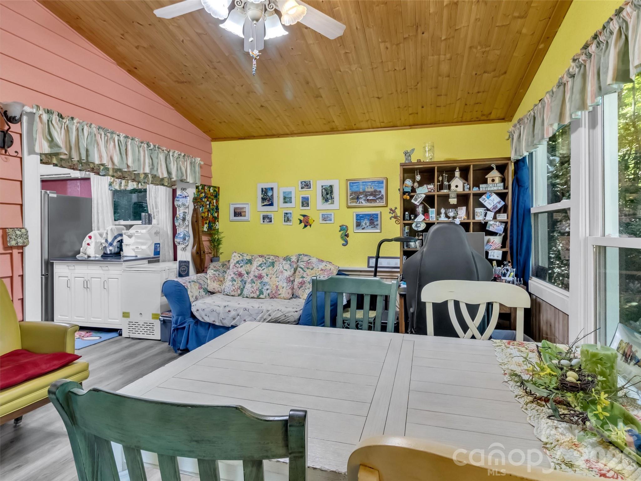20 Seminole Drive — Maggie Valley