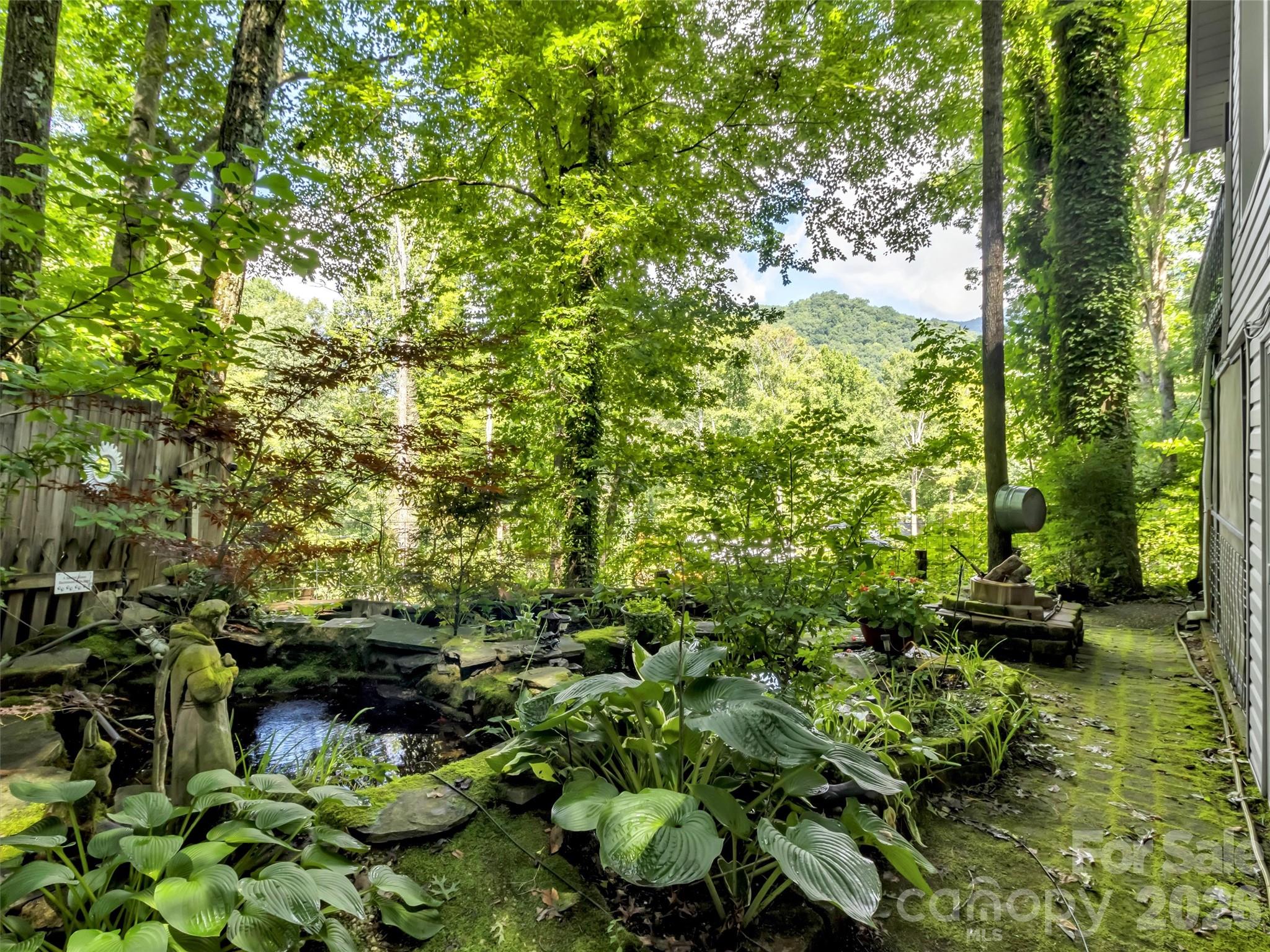 20 Seminole Drive — Maggie Valley