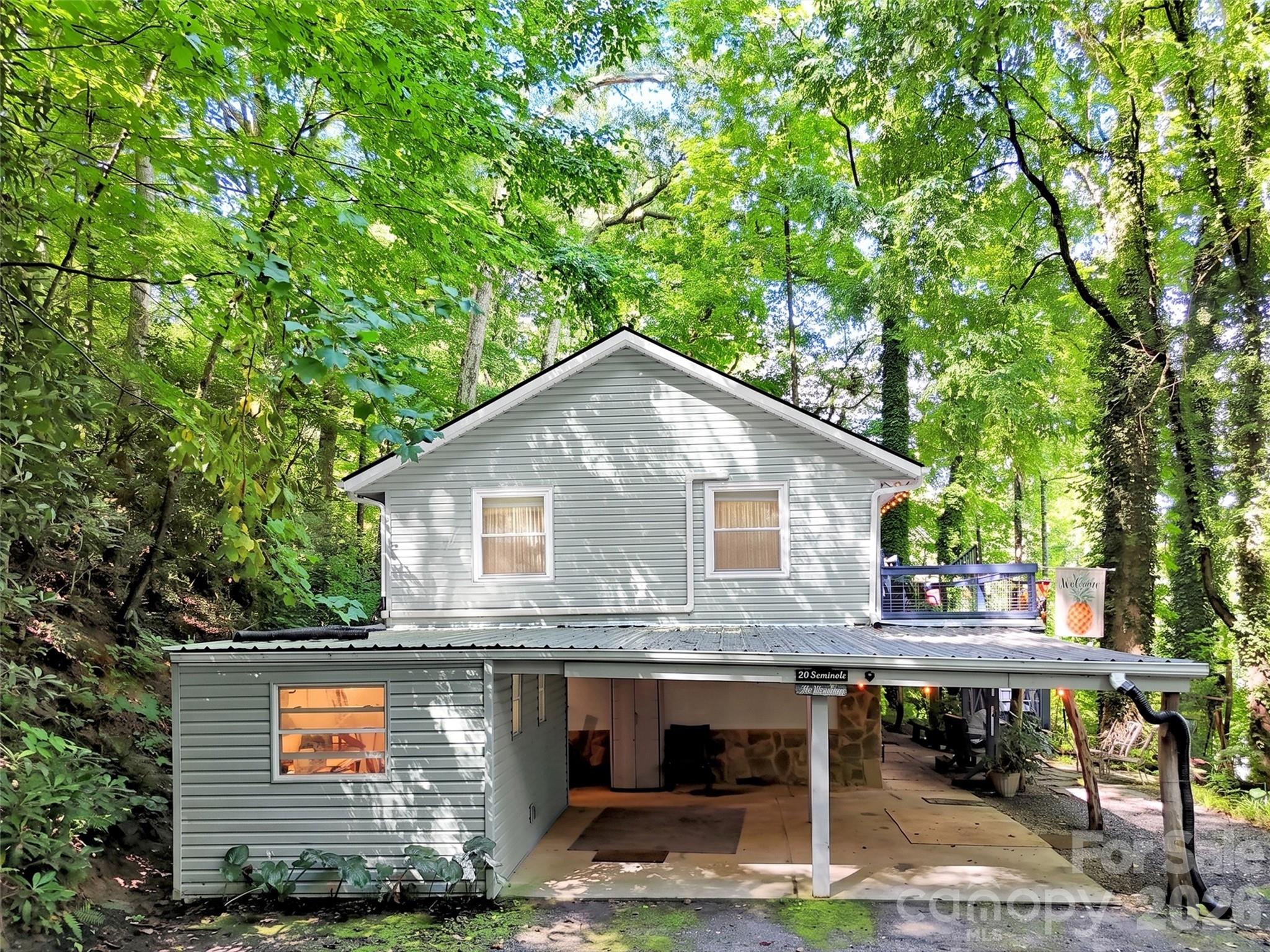 20 Seminole Drive — Maggie Valley
