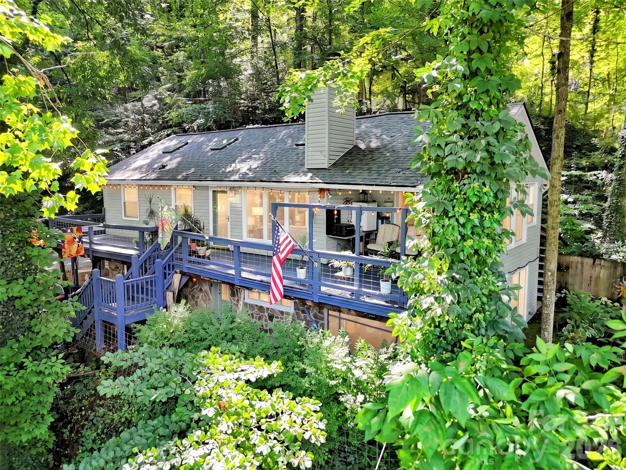 20 Seminole Drive — Maggie Valley