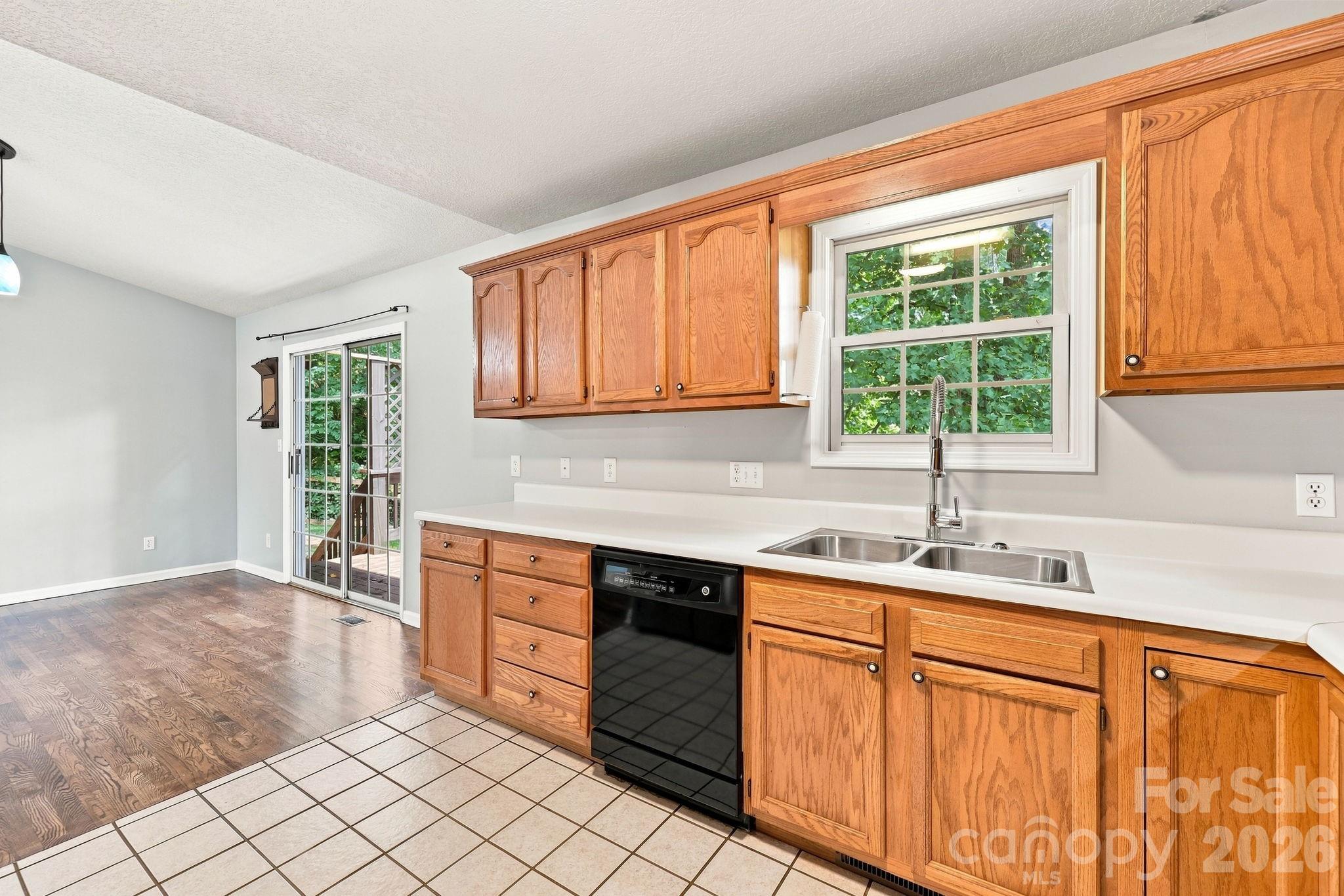 16 Westwood Drive — Candler