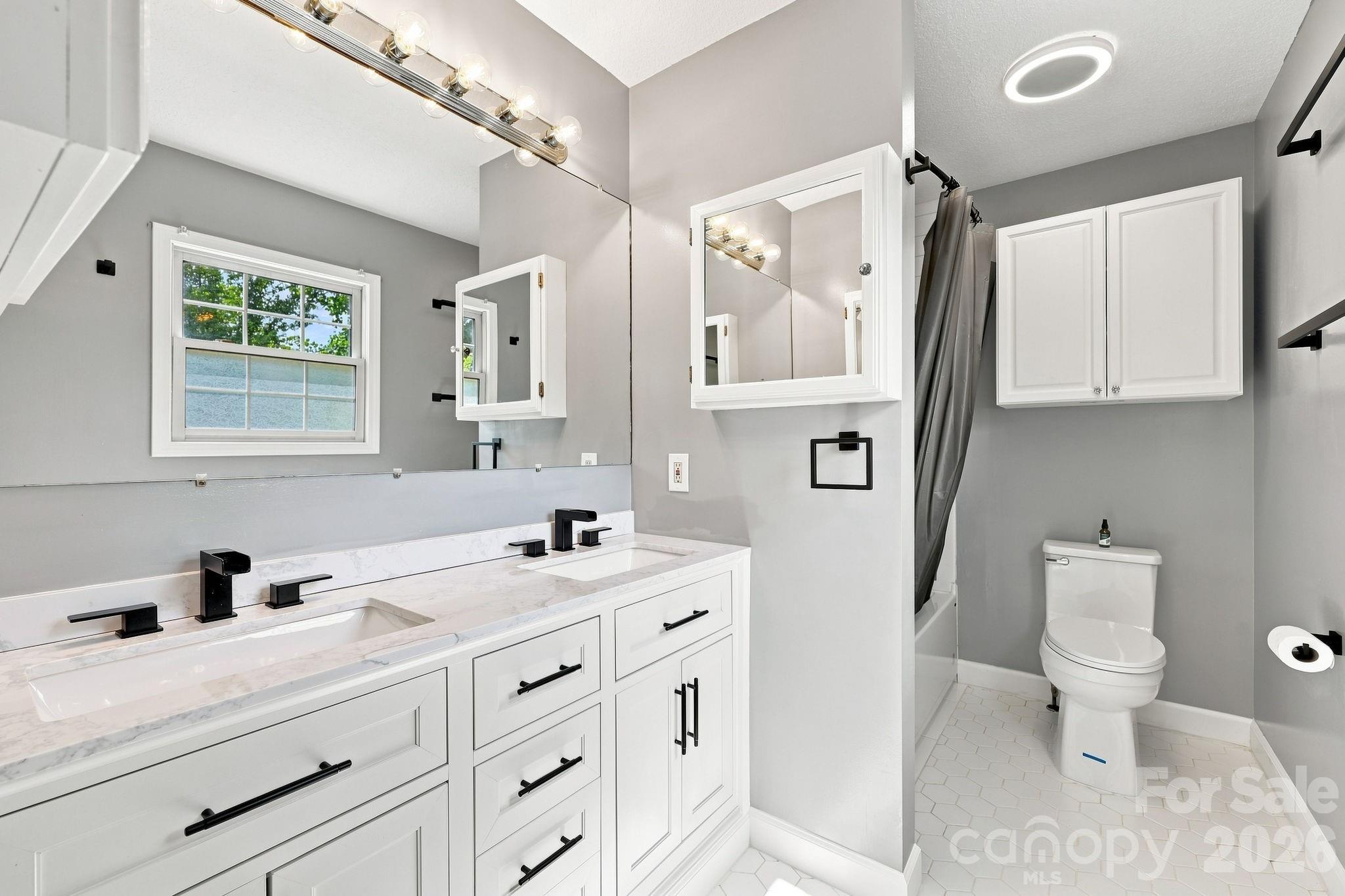 16 Westwood Drive — Candler