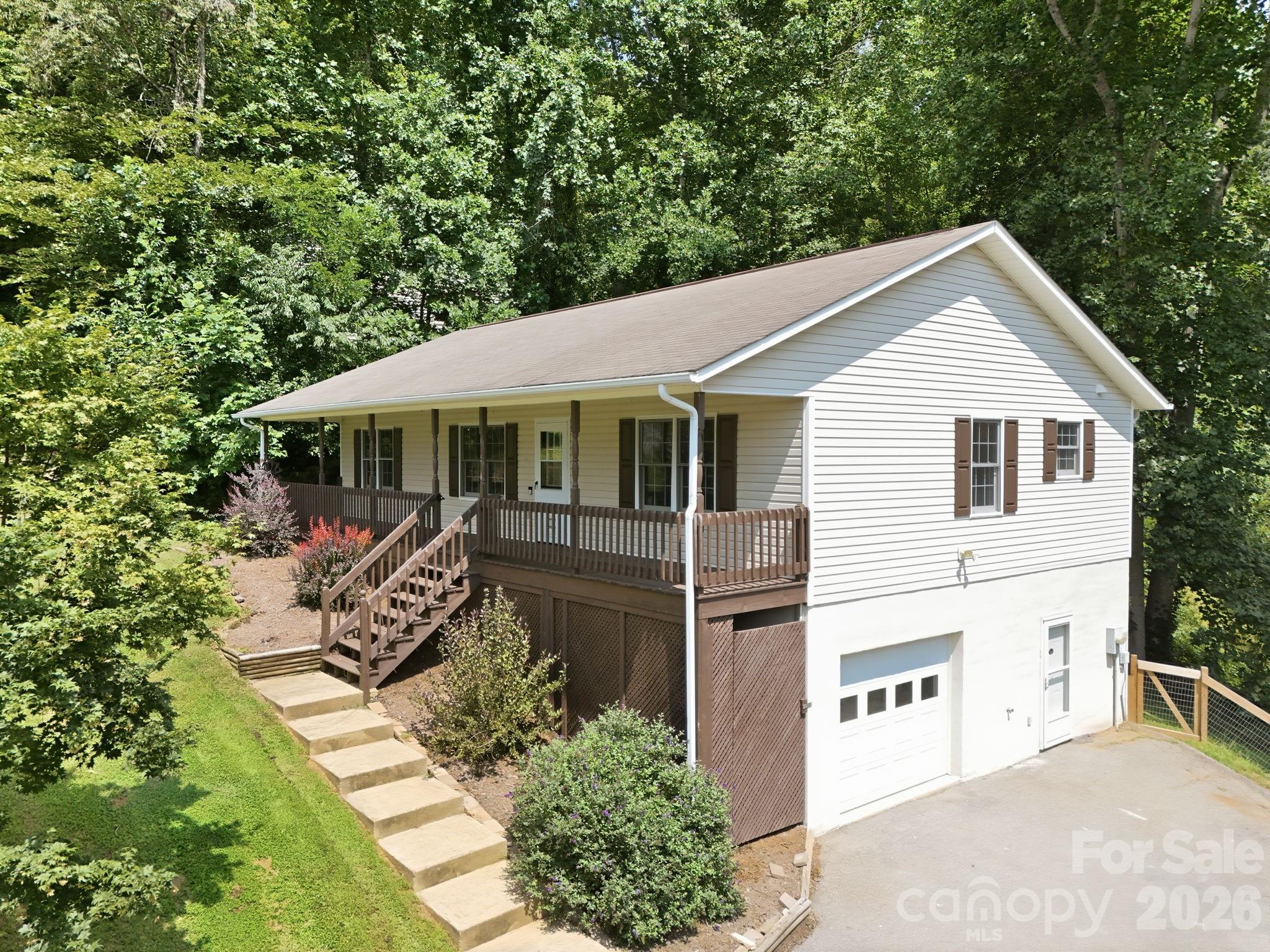 16 Westwood Drive — Candler