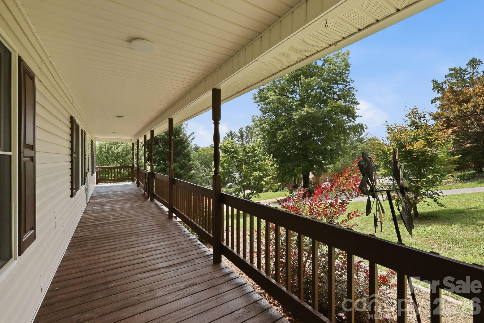 16 Westwood Drive — Candler