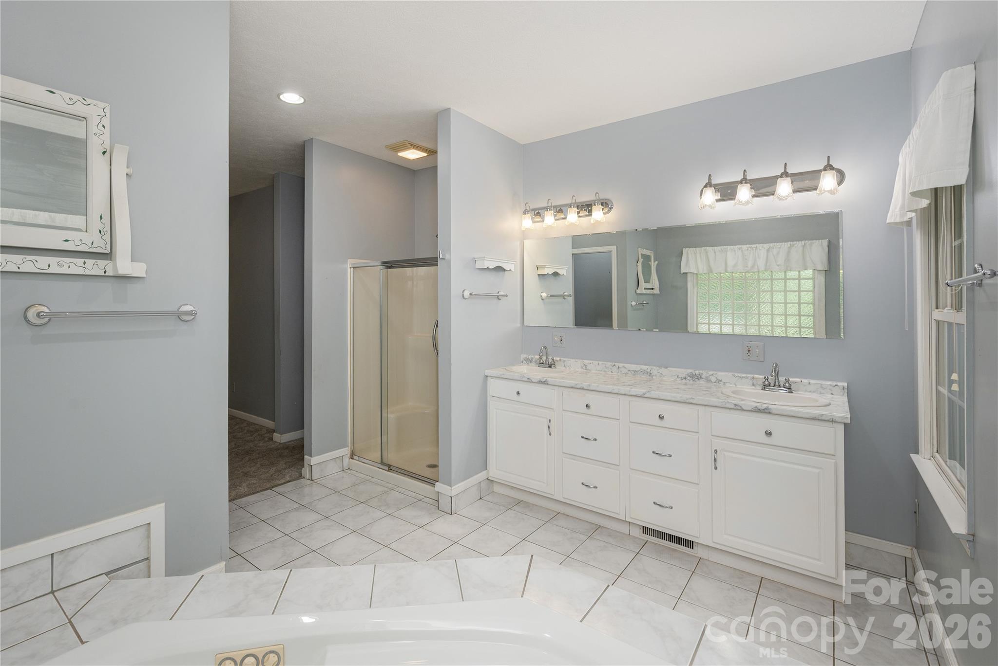 1043 Berea Church Road — Hendersonville