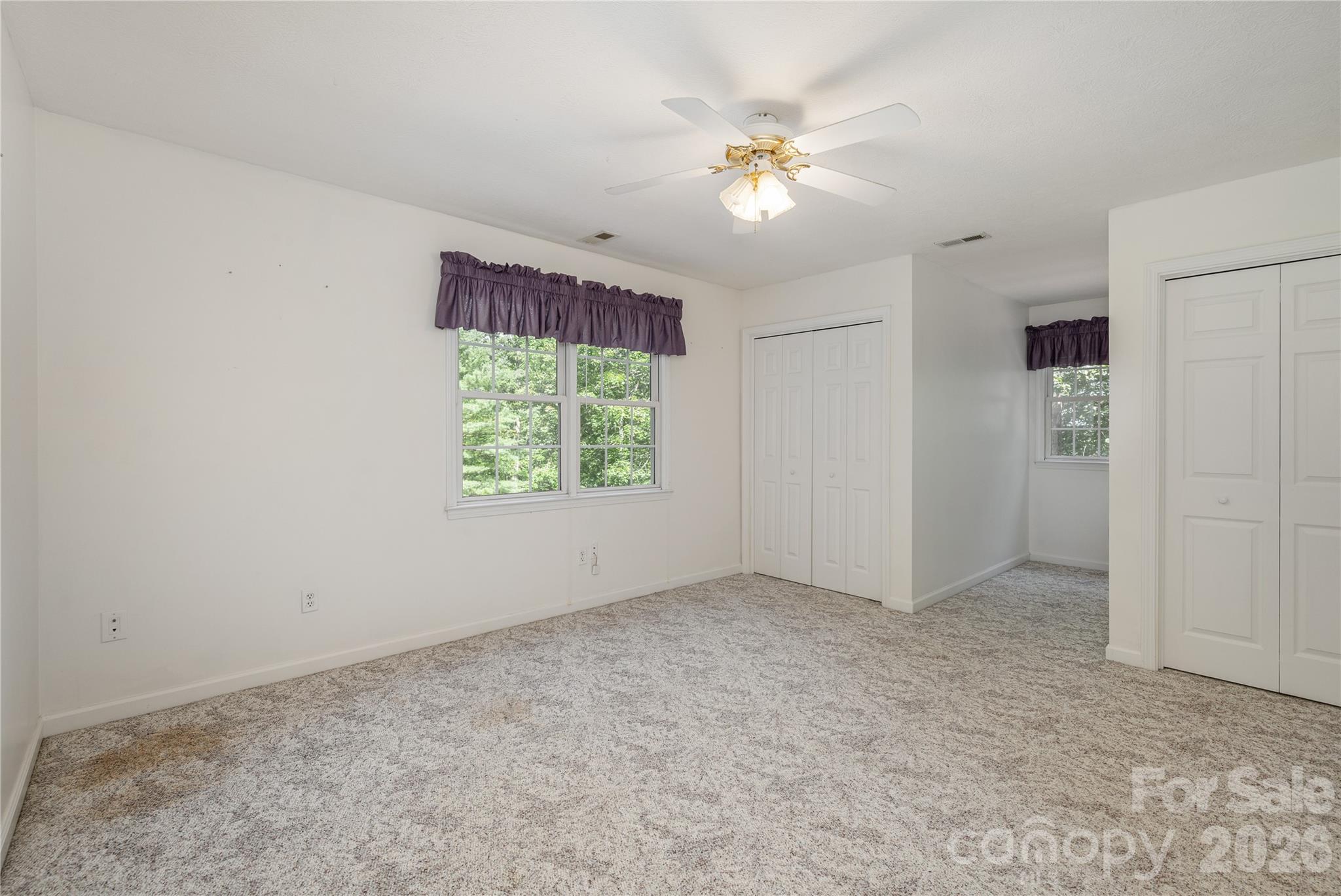 1043 Berea Church Road — Hendersonville