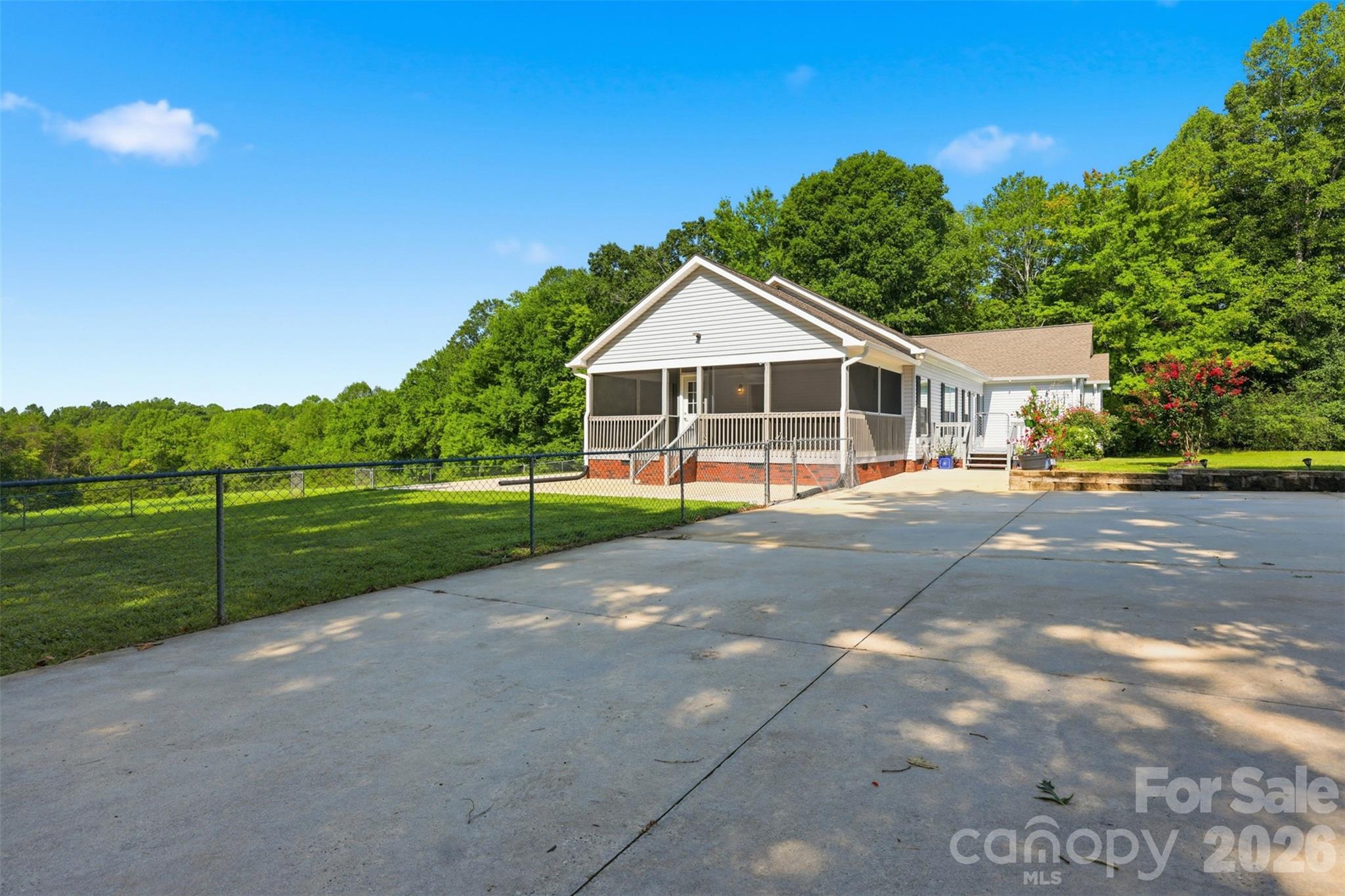 1910 Carl Fox Road — Taylorsville