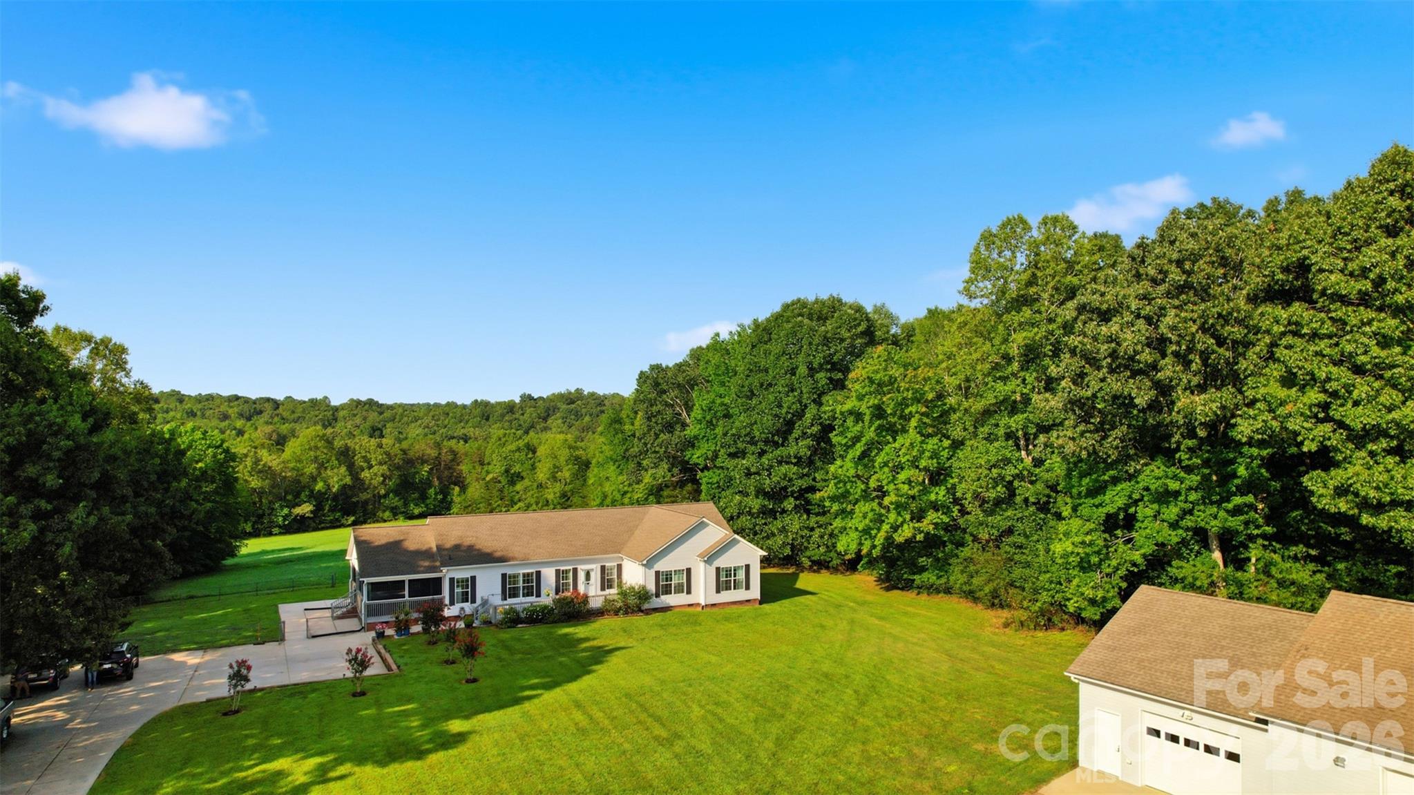 1910 Carl Fox Road — Taylorsville