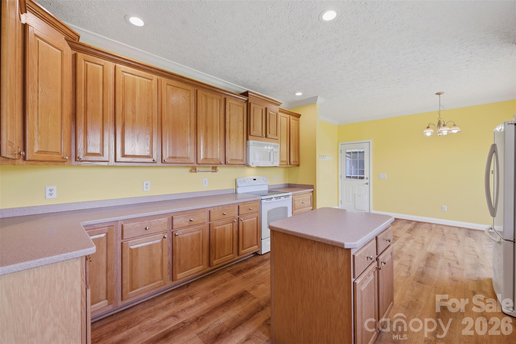 1910 Carl Fox Road — Taylorsville