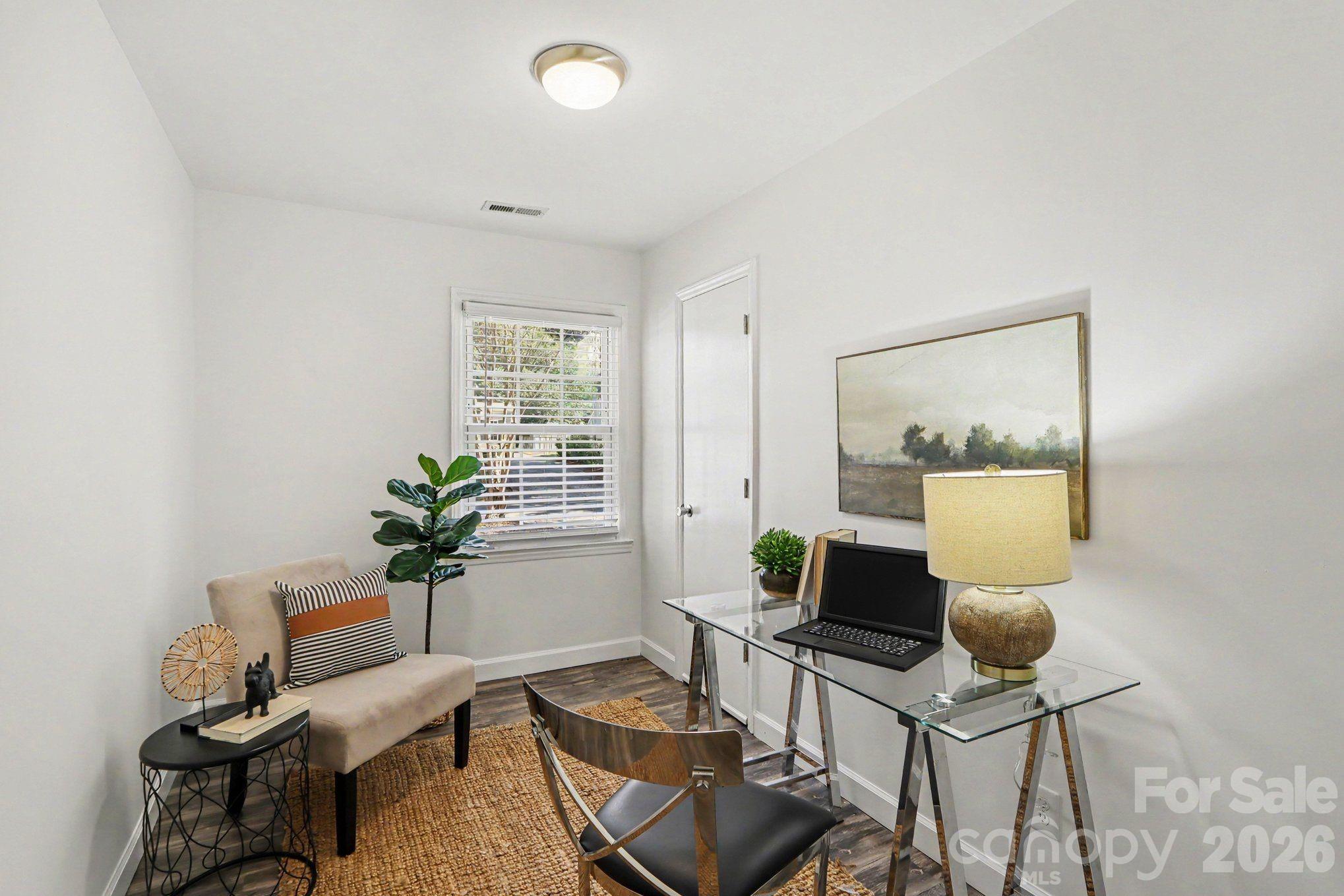 113 N Smallwood Place — Charlotte