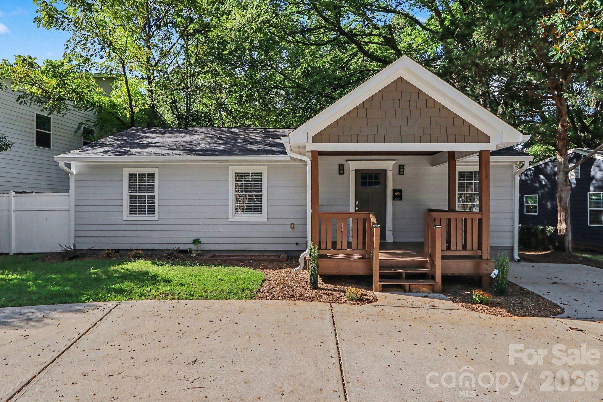 113 N Smallwood Place — Charlotte
