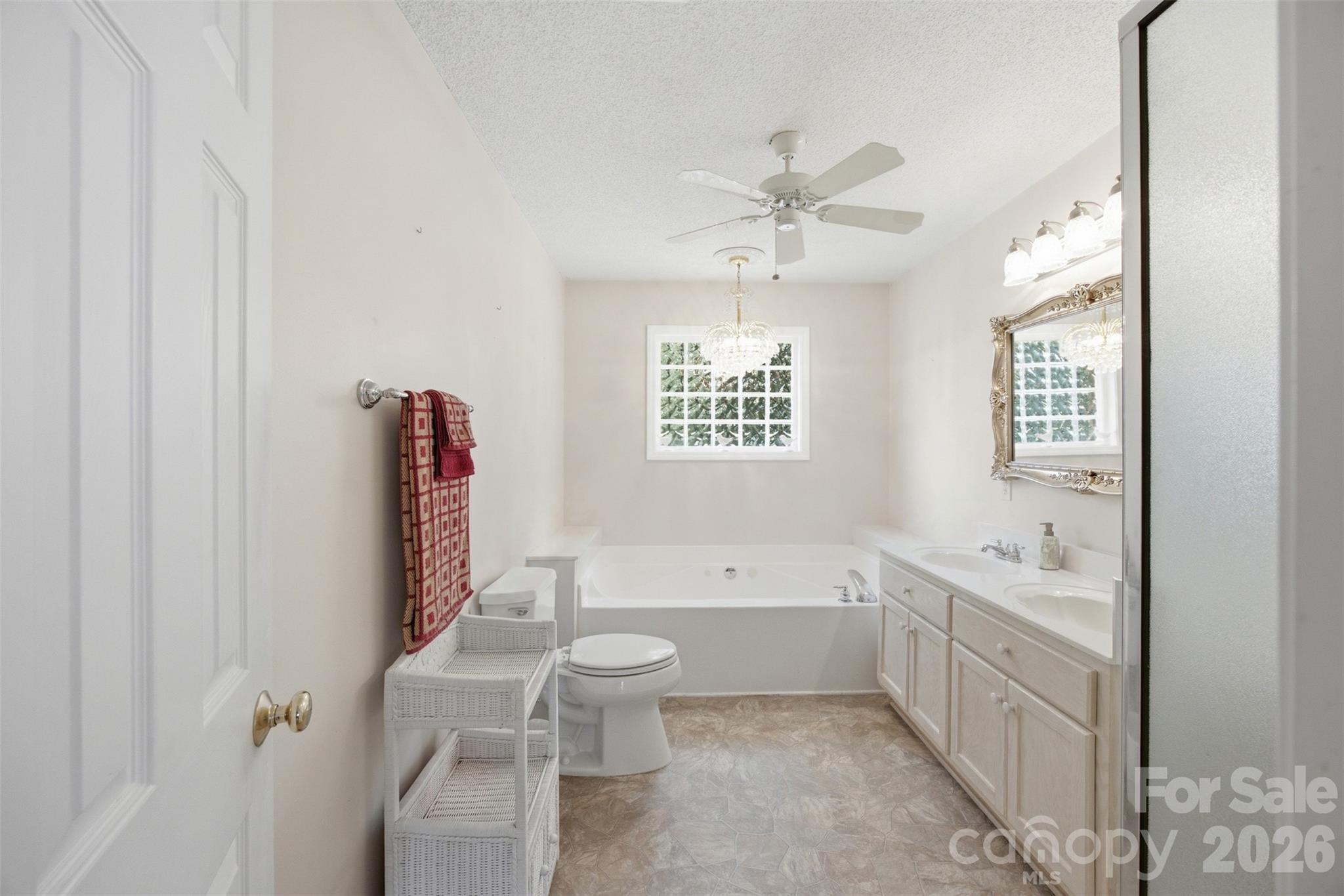 211 Peachtree Street — Belmont